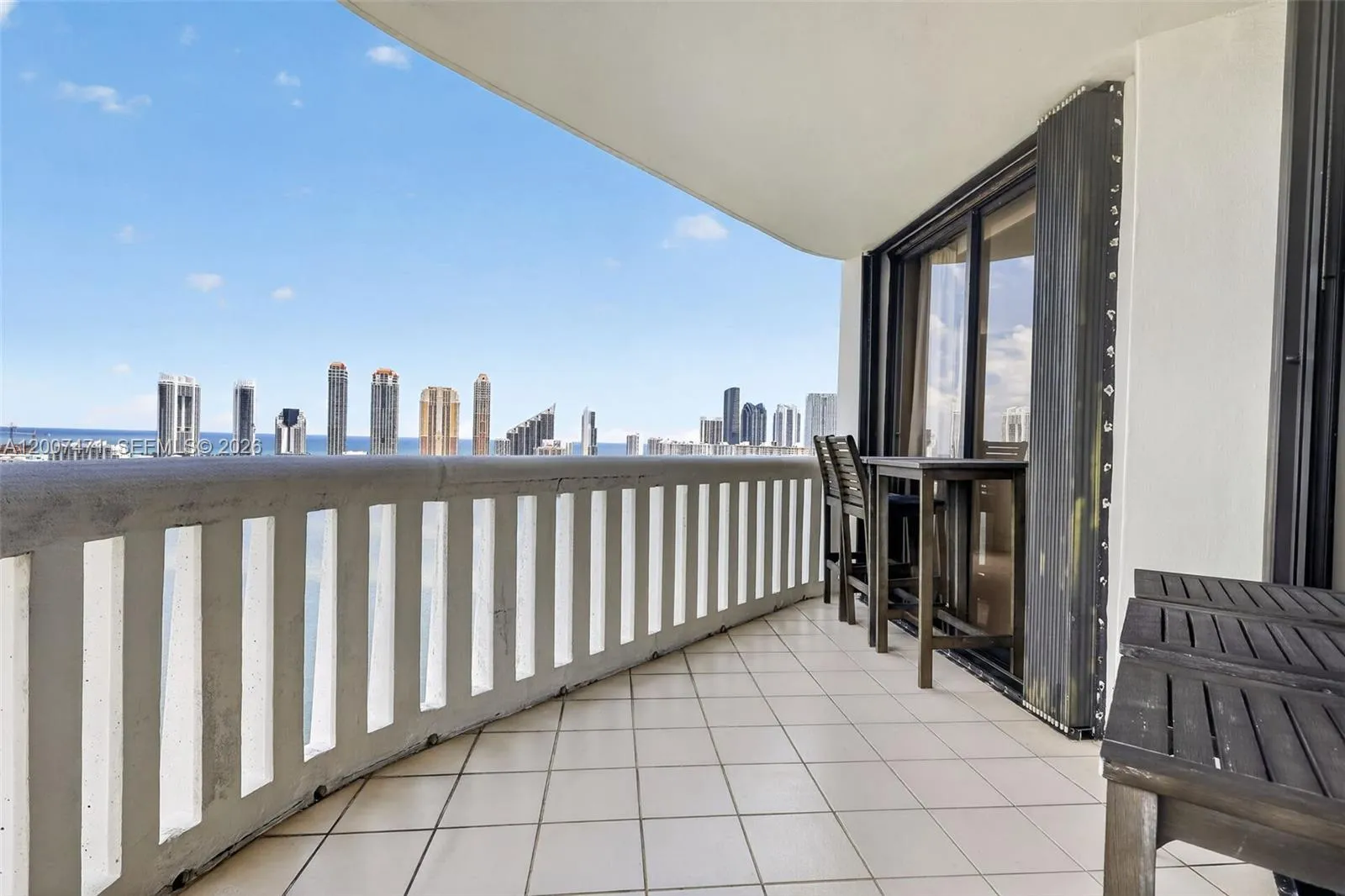 3000 Island Blvd 2305, Aventura, Florida 33160, Aventura, Florida 33160, 3 Bedrooms Bedrooms, ,3 BathroomsBathrooms,Residential,For Sale,3000 Island Blvd 2305, Aventura, Florida 33160,A12007471