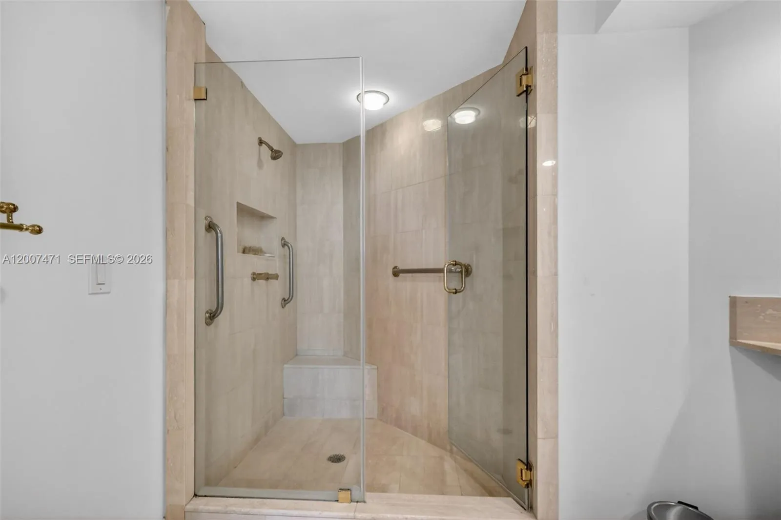 3000 Island Blvd 2305, Aventura, Florida 33160, Aventura, Florida 33160, 3 Bedrooms Bedrooms, ,3 BathroomsBathrooms,Residential,For Sale,3000 Island Blvd 2305, Aventura, Florida 33160,A12007471