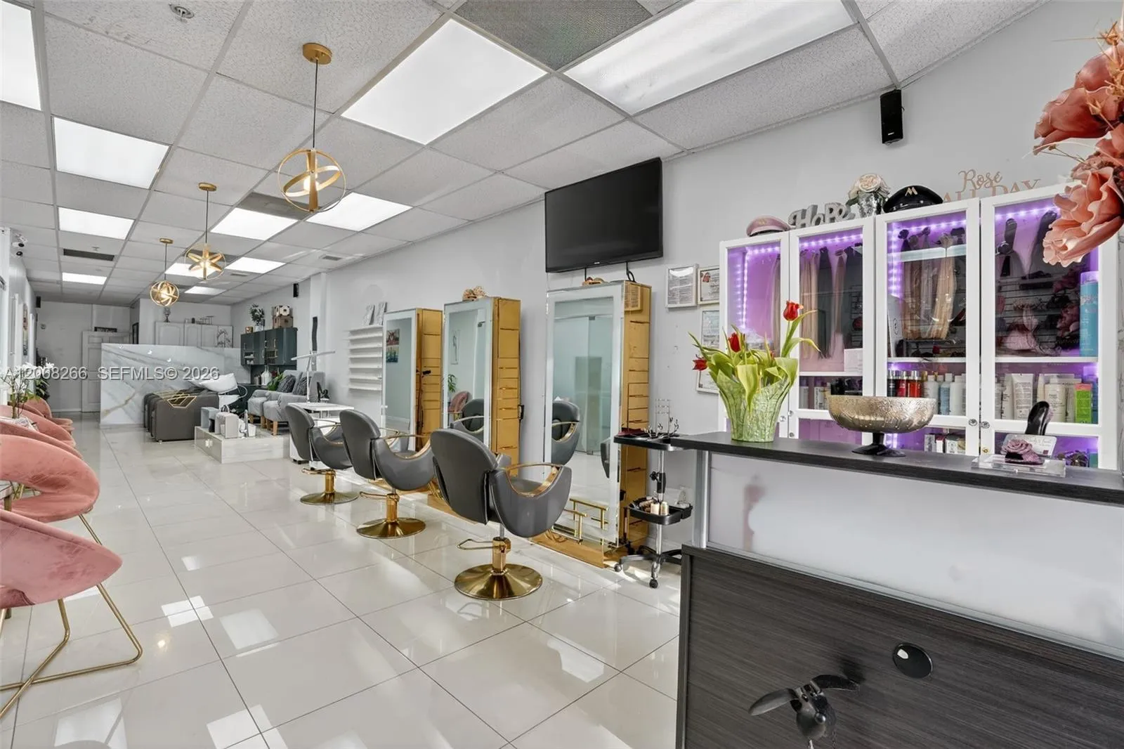 Beauty Salon For Sale On West Kendall, Kendall, Fl, Kendall, Florida 33175, ,Business Opportunity,For Sale,Beauty Salon For Sale On West Kendall, Kendall, Fl,A12008266