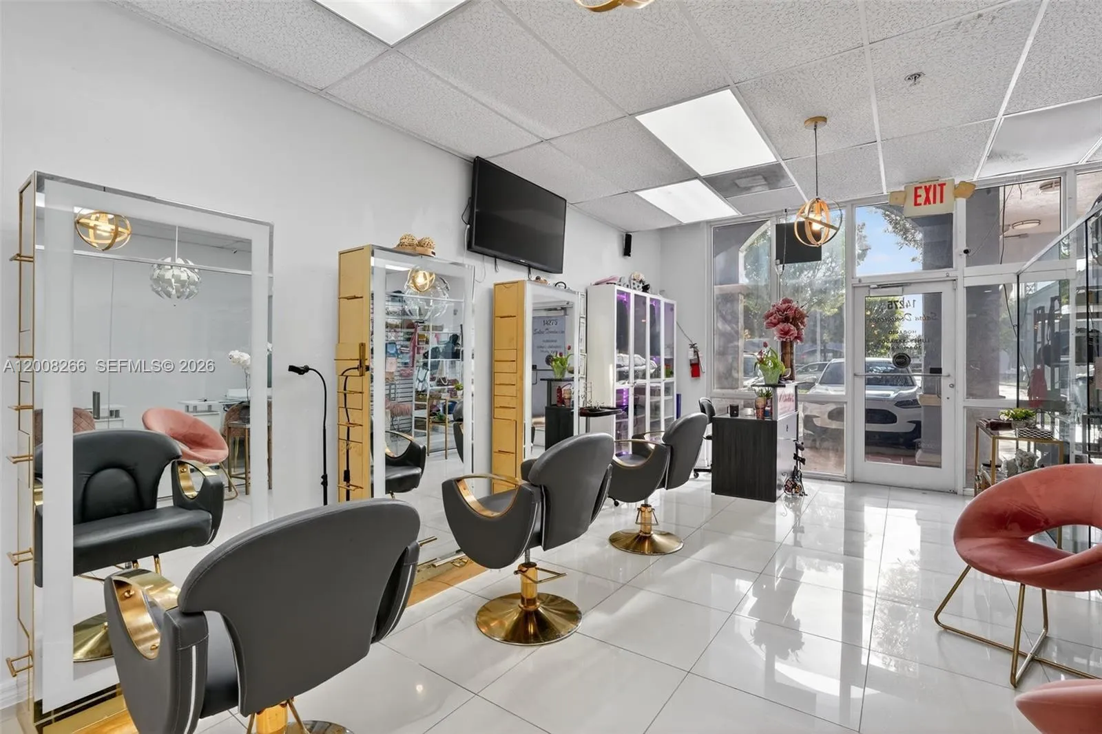Beauty Salon For Sale On West Kendall, Kendall, Fl, Kendall, Florida 33175, ,Business Opportunity,For Sale,Beauty Salon For Sale On West Kendall, Kendall, Fl,A12008266