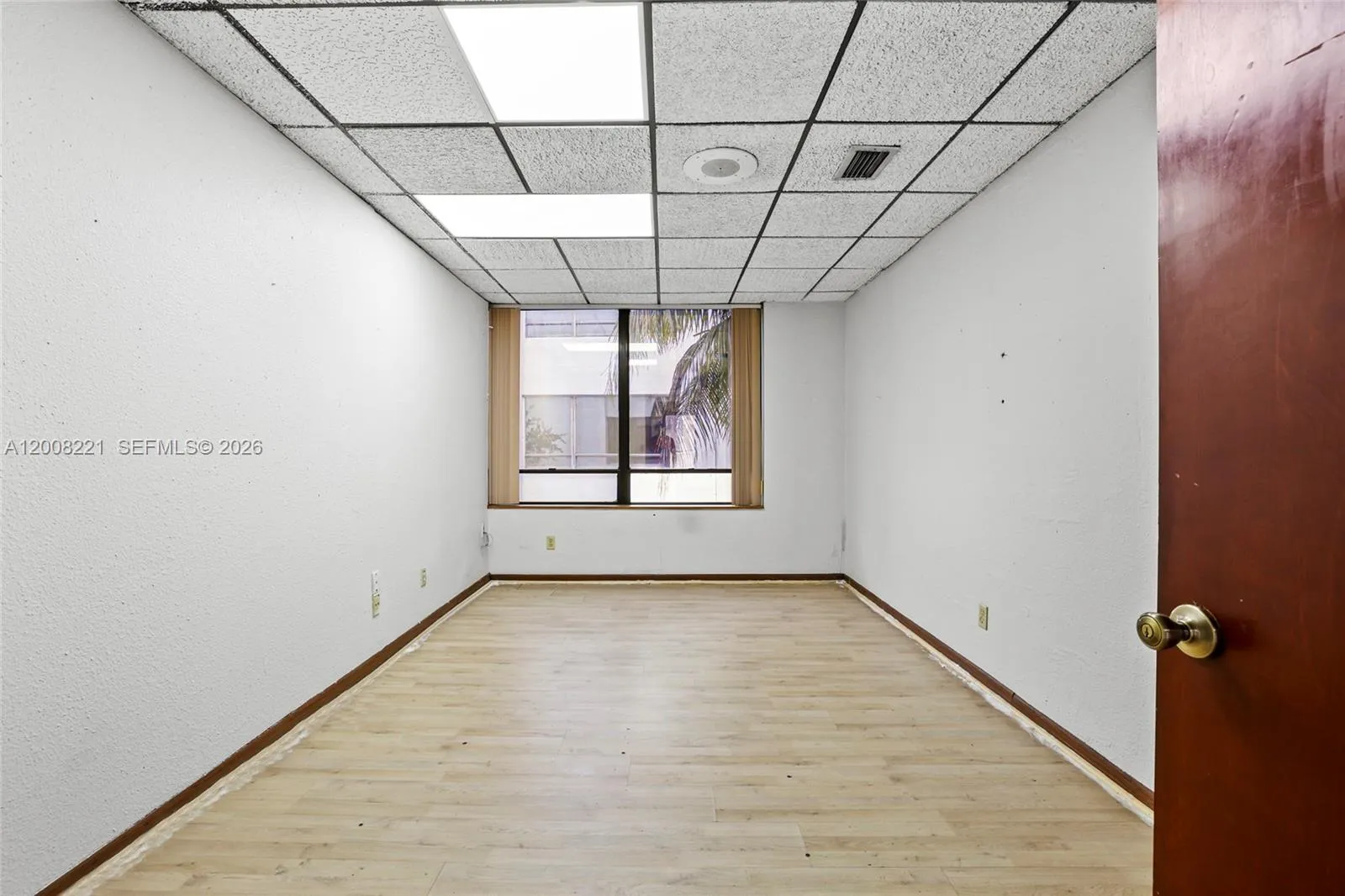 8358 W Oakland Park Blvd 203-a, Sunrise, Florida 3, Sunrise, Florida 33351, ,Commercial Lease,For Rent,8358 W Oakland Park Blvd 203-a, Sunrise, Florida 3,A12008221