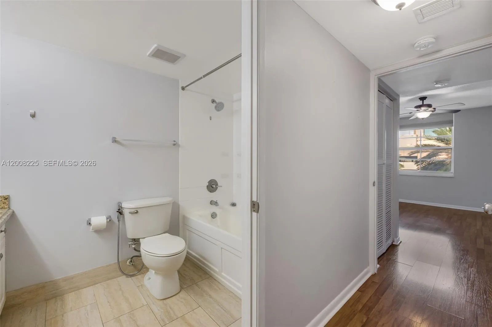 520 Se 5th Ave 3305, Fort Lauderdale, Florida 3330, Fort Lauderdale, Florida 33301, 1 Bedroom Bedrooms, ,1 BathroomBathrooms,Residential,For Sale,520 Se 5th Ave 3305, Fort Lauderdale, Florida 3330,A12008225