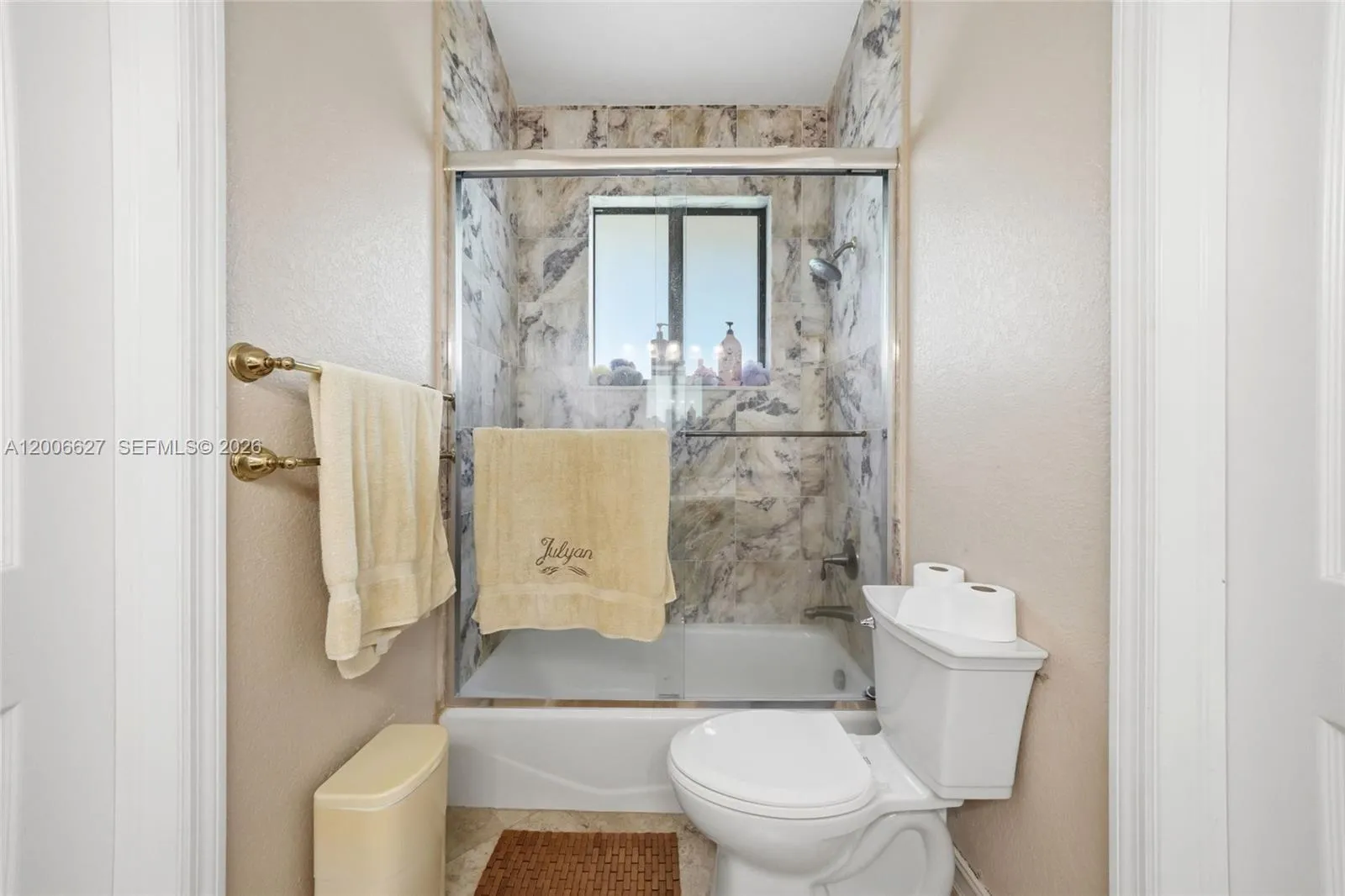 9898 Nw 133rd St, Hialeah Gardens, Florida 33018, Hialeah Gardens, Florida 33018, 5 Bedrooms Bedrooms, ,4 BathroomsBathrooms,Residential,For Sale,9898 Nw 133rd St, Hialeah Gardens, Florida 33018,A12006627
