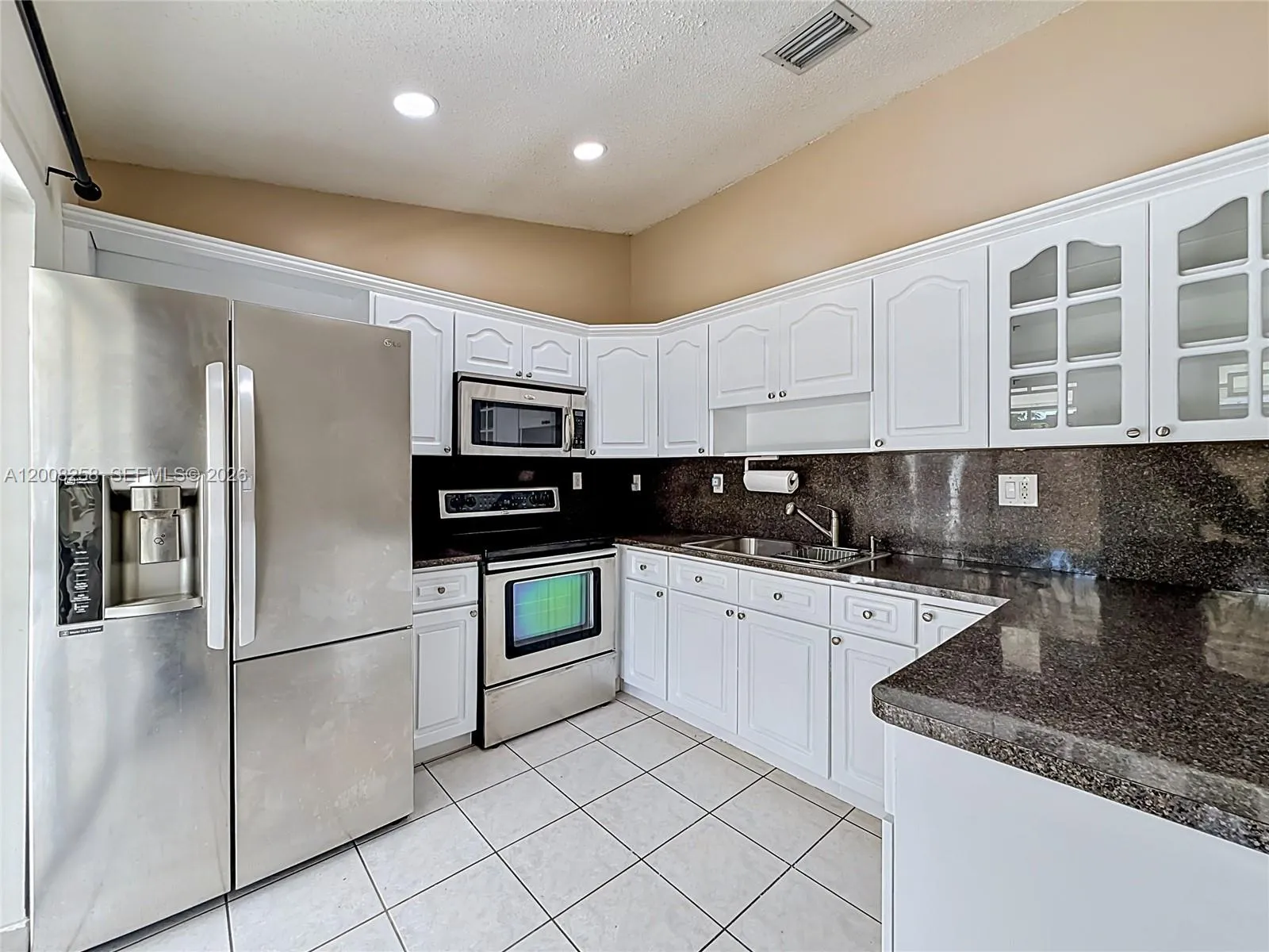 18153 Sw 143rd Pl, Miami, Florida 33177, Miami, Florida 33177, 4 Bedrooms Bedrooms, ,2 BathroomsBathrooms,Residential,For Sale,18153 Sw 143rd Pl, Miami, Florida 33177,A12008258