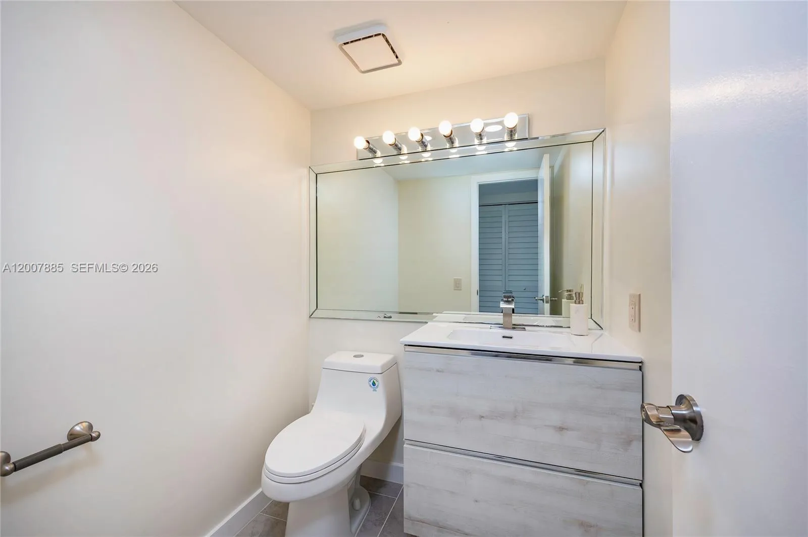 10340 Nw 5th Ter 1-26, Miami, Florida 33172, Miami, Florida 33172, 3 Bedrooms Bedrooms, ,2 BathroomsBathrooms,Residential,For Sale,10340 Nw 5th Ter 1-26, Miami, Florida 33172,A12007885