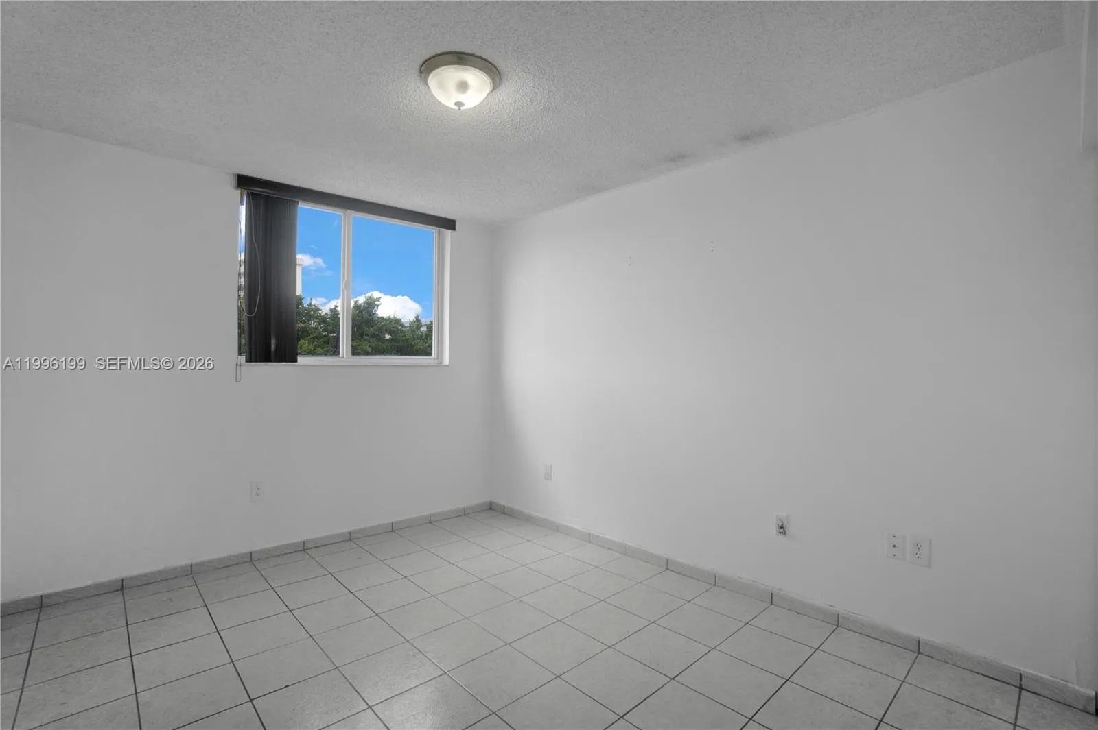 1688 West Ave 408, Miami Beach, Florida 33139, Miami Beach, Florida 33139, 2 Bedrooms Bedrooms, ,2 BathroomsBathrooms,Residential,For Sale,1688 West Ave 408, Miami Beach, Florida 33139,A11996199