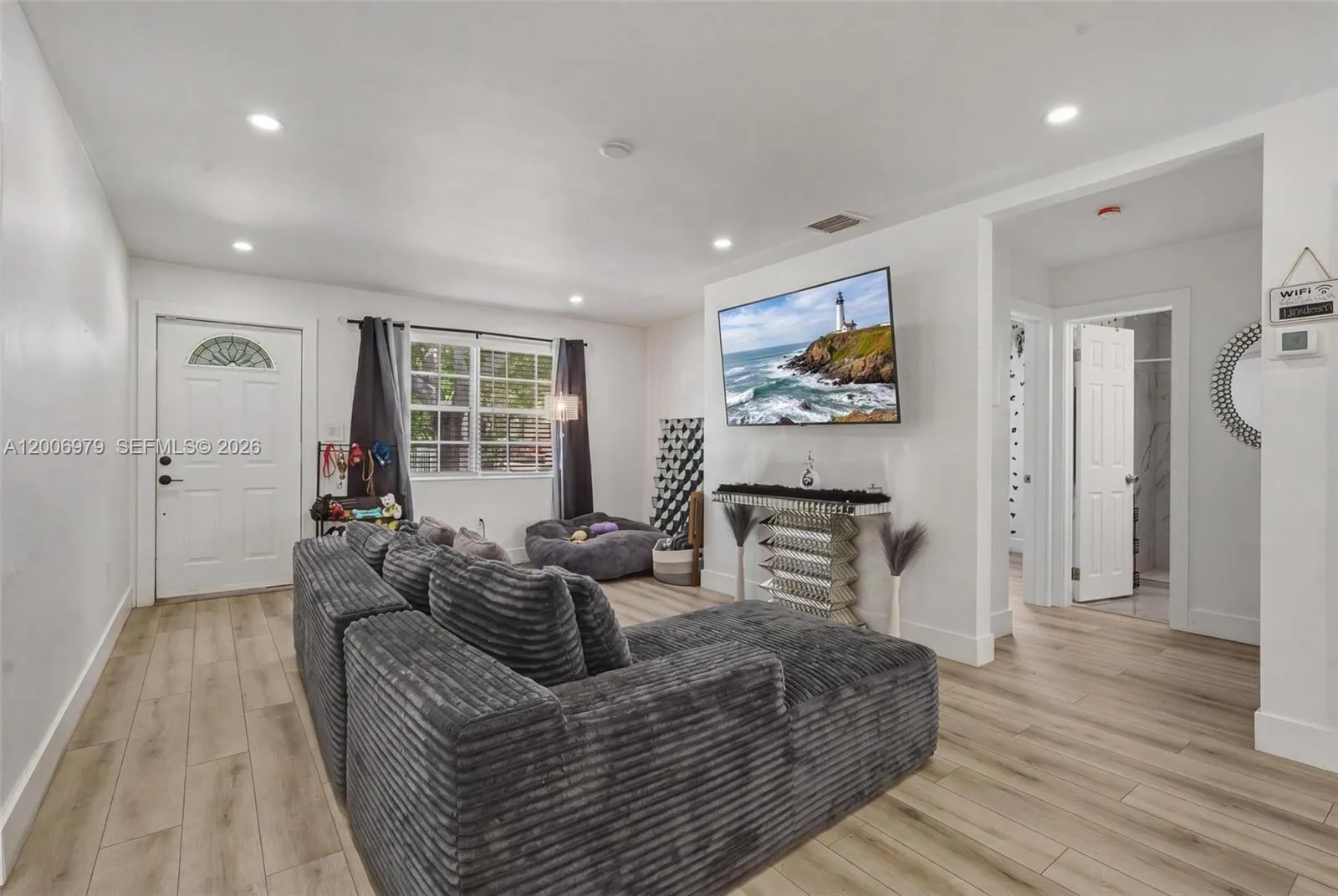 1657 Sw 44th Ave, Fort Lauderdale, Florida 33317, Fort Lauderdale, Florida 33317, 3 Bedrooms Bedrooms, ,2 BathroomsBathrooms,Residential,For Sale,1657 Sw 44th Ave, Fort Lauderdale, Florida 33317,A12006979