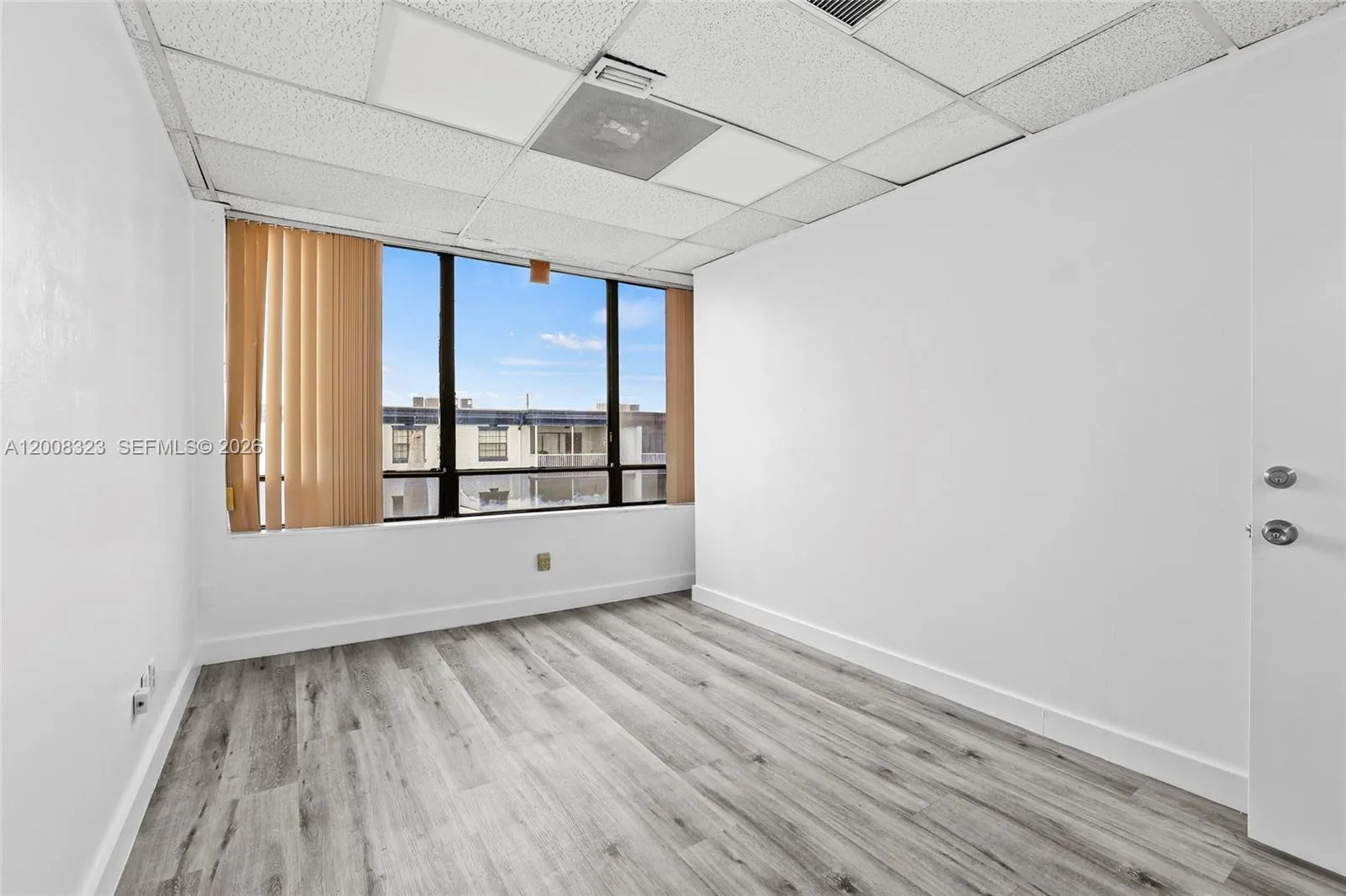 8358 W Oakland Park Blvd 202-f, Sunrise, Florida 3, Sunrise, Florida 33351, ,Commercial Lease,For Rent,8358 W Oakland Park Blvd 202-f, Sunrise, Florida 3,A12008323