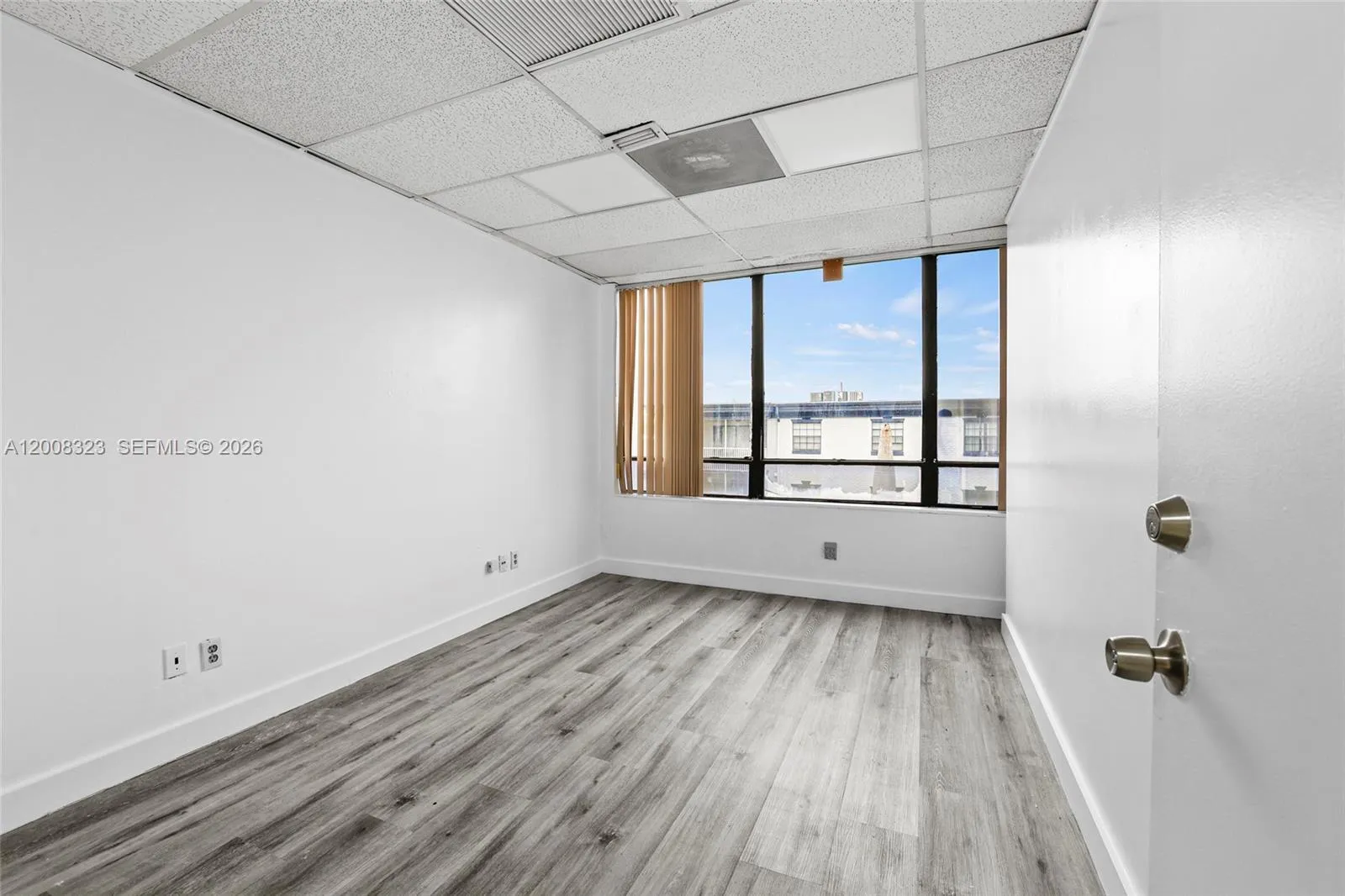8358 W Oakland Park Blvd 202-f, Sunrise, Florida 3, Sunrise, Florida 33351, ,Commercial Lease,For Rent,8358 W Oakland Park Blvd 202-f, Sunrise, Florida 3,A12008323