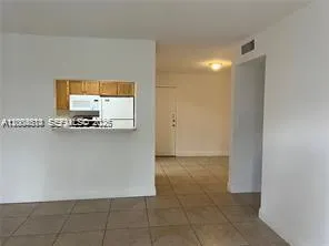 6950 W 6th Ave 415, Hialeah, Florida 33014, Hialeah, Florida 33014, 2 Bedrooms Bedrooms, ,2 BathroomsBathrooms,Residential,For Sale,6950 W 6th Ave 415, Hialeah, Florida 33014,A12004614