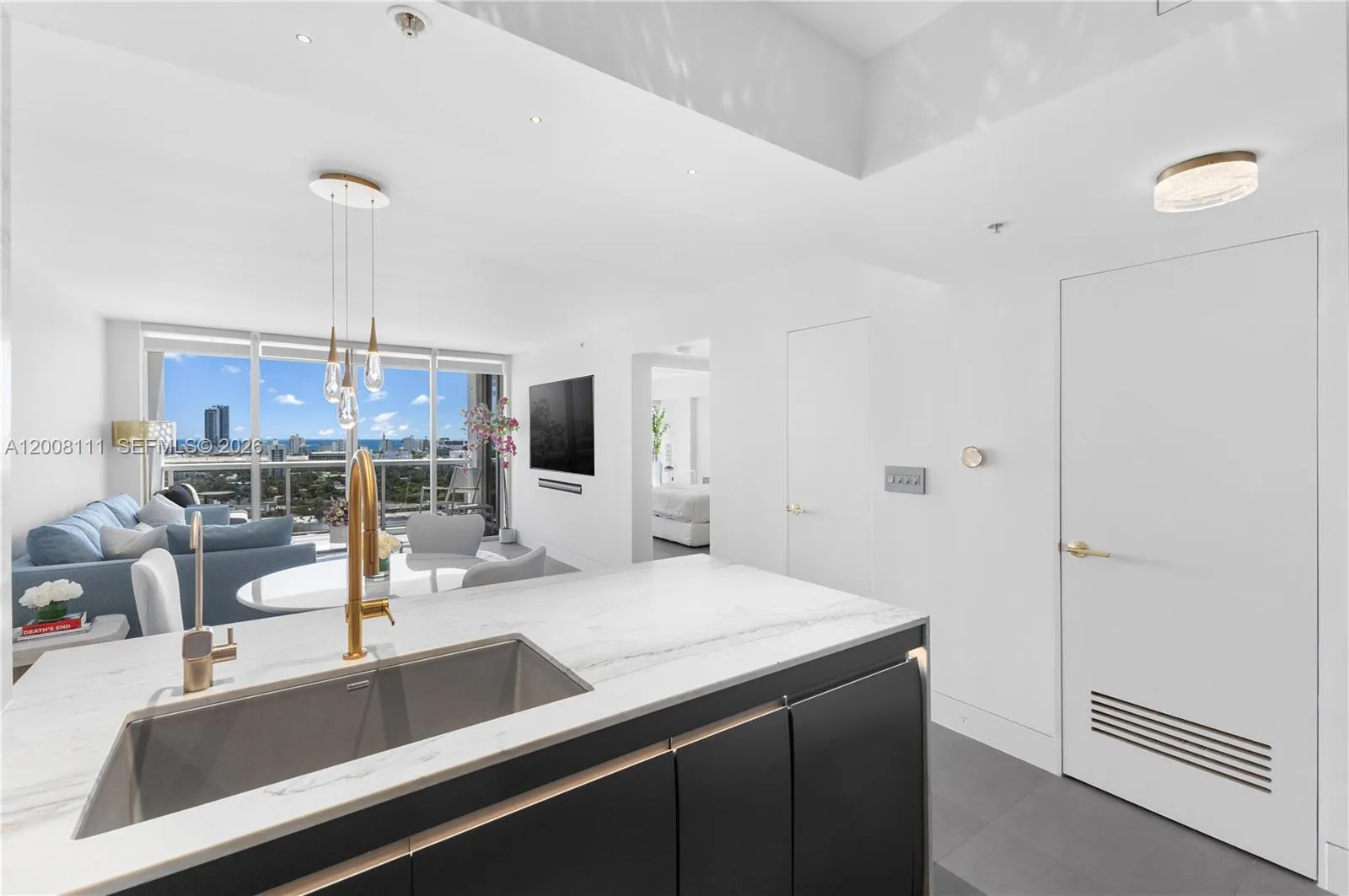 1800 Sunset Harbour Dr 2105, Miami Beach, Florida, Miami Beach, Florida 33139, 1 Bedroom Bedrooms, ,1 BathroomBathrooms,Residential,For Sale,1800 Sunset Harbour Dr 2105, Miami Beach, Florida ,A12008111