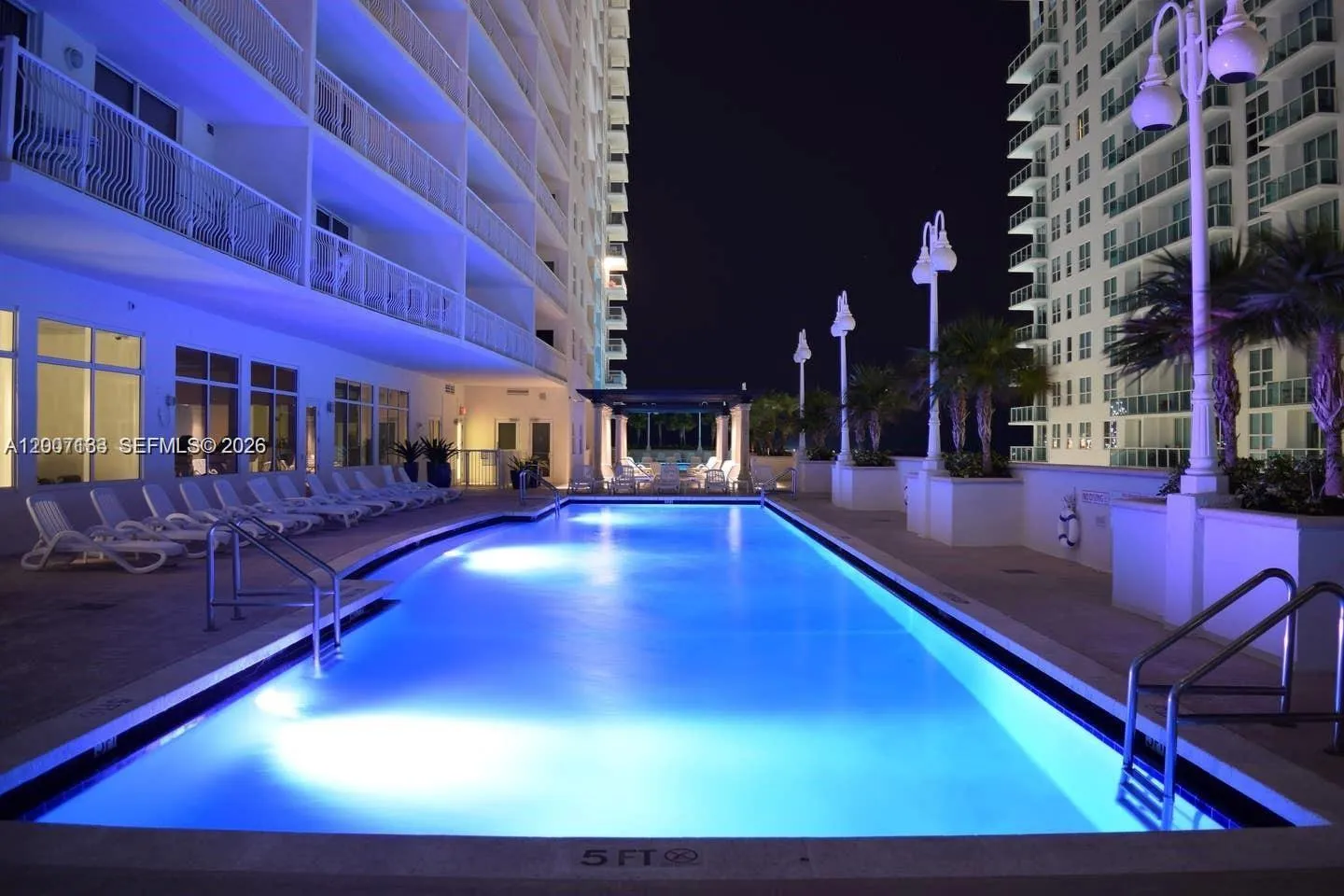 1200 Brickell Bay Dr 1907, Miami, Florida 33131, Miami, Florida 33131, 1 Bedroom Bedrooms, ,1 BathroomBathrooms,Residential,For Sale,1200 Brickell Bay Dr 1907, Miami, Florida 33131,A12007133