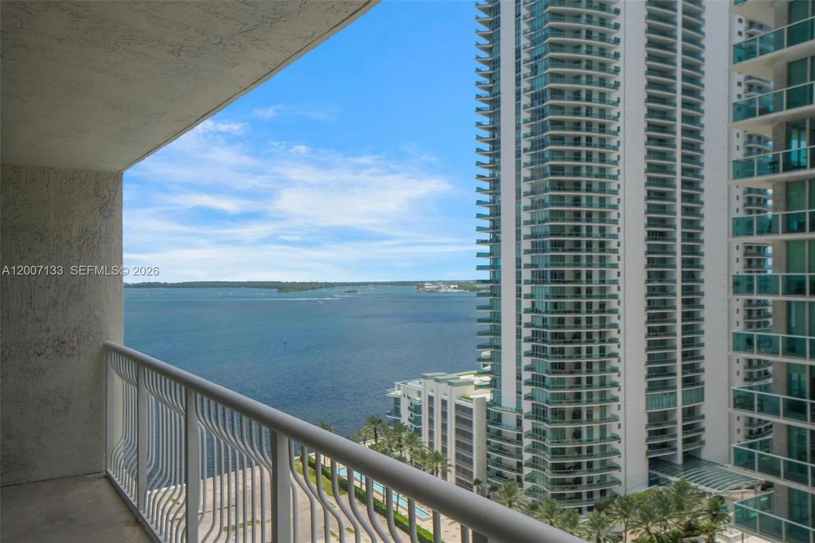 1200 Brickell Bay Dr 1907, Miami, Florida 33131, Miami, Florida 33131, 1 Bedroom Bedrooms, ,1 BathroomBathrooms,Residential,For Sale,1200 Brickell Bay Dr 1907, Miami, Florida 33131,A12007133