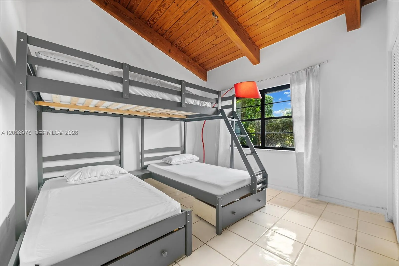 2679 S Parkview Dr, Hallandale Beach, Florida 3300, Hallandale Beach, Florida 33009, 2 Bedrooms Bedrooms, ,2 BathroomsBathrooms,Residential,For Sale,2679 S Parkview Dr, Hallandale Beach, Florida 3300,A12008376