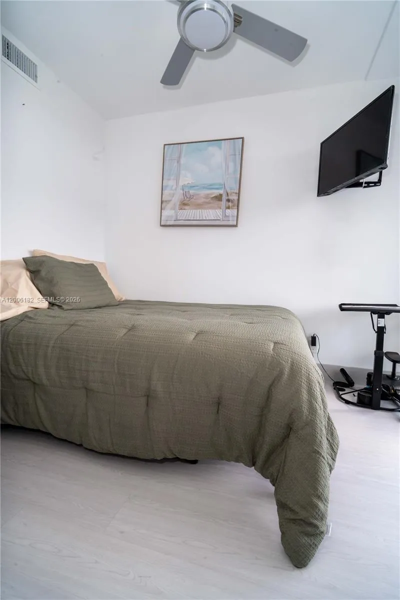19707 Turnberry Way 18c, Aventura, Florida 33180, Aventura, Florida 33180, 2 Bedrooms Bedrooms, ,2 BathroomsBathrooms,Residential,For Sale,19707 Turnberry Way 18c, Aventura, Florida 33180,A12006182