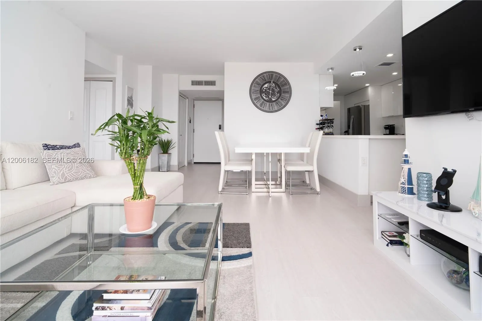 19707 Turnberry Way 18c, Aventura, Florida 33180, Aventura, Florida 33180, 2 Bedrooms Bedrooms, ,2 BathroomsBathrooms,Residential,For Sale,19707 Turnberry Way 18c, Aventura, Florida 33180,A12006182