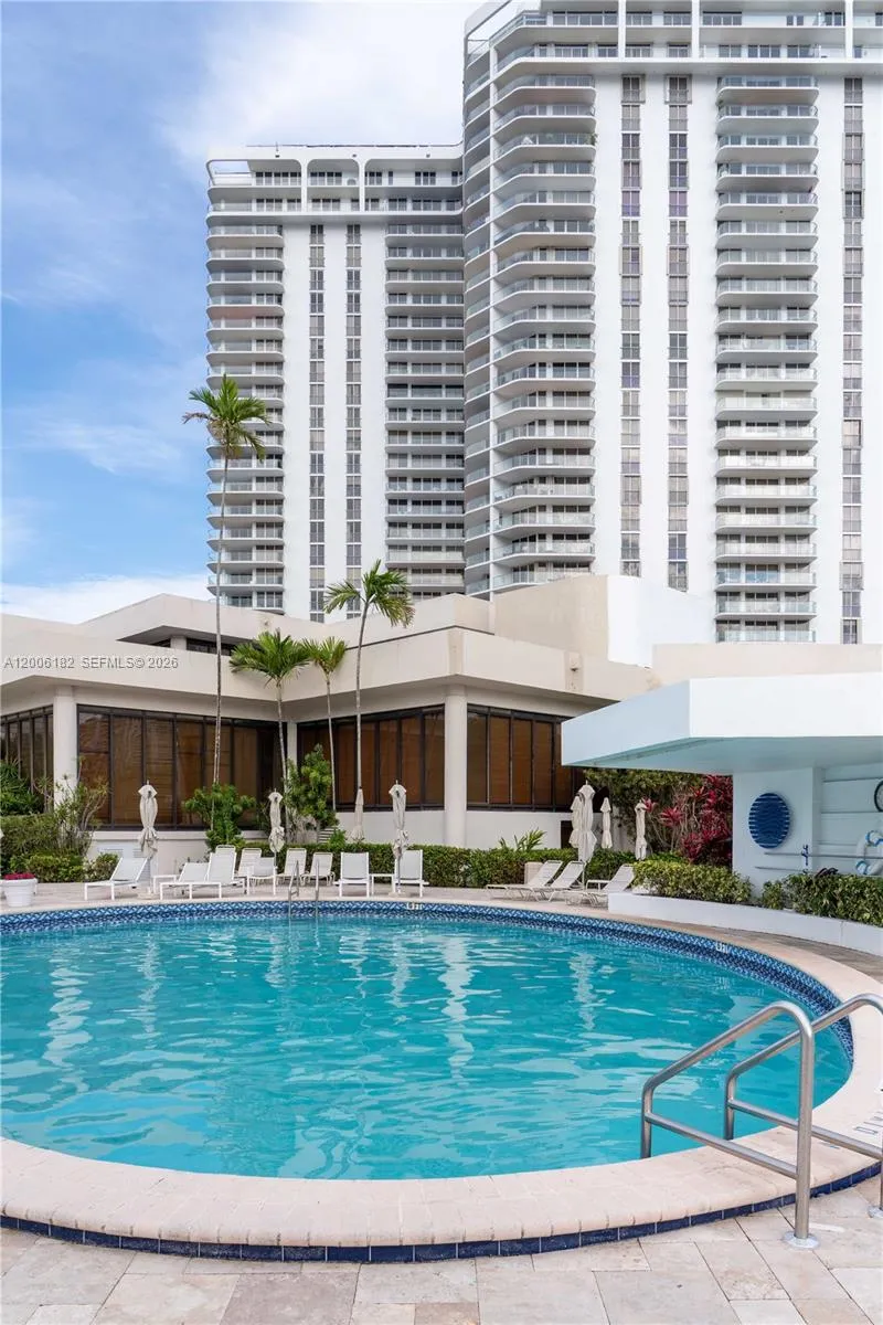 19707 Turnberry Way 18c, Aventura, Florida 33180, Aventura, Florida 33180, 2 Bedrooms Bedrooms, ,2 BathroomsBathrooms,Residential,For Sale,19707 Turnberry Way 18c, Aventura, Florida 33180,A12006182