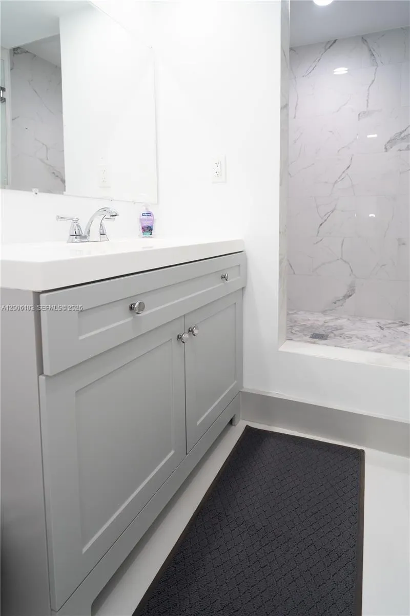 19707 Turnberry Way 18c, Aventura, Florida 33180, Aventura, Florida 33180, 2 Bedrooms Bedrooms, ,2 BathroomsBathrooms,Residential,For Sale,19707 Turnberry Way 18c, Aventura, Florida 33180,A12006182