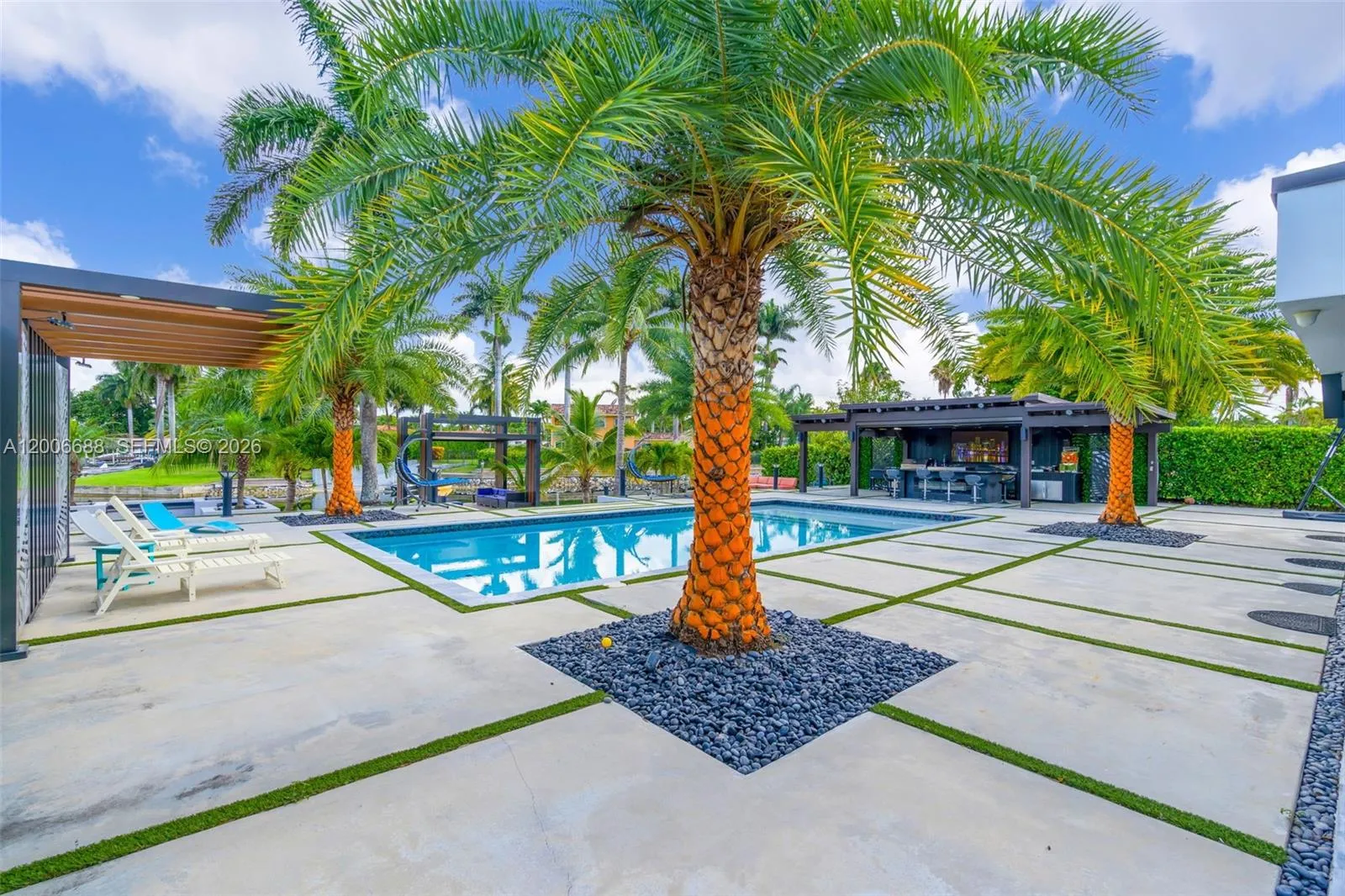 8241 Nw 182nd St, Hialeah, Florida 33015, Hialeah, Florida 33015, 3 Bedrooms Bedrooms, ,3 BathroomsBathrooms,Residential,For Sale,8241 Nw 182nd St, Hialeah, Florida 33015,A12006688