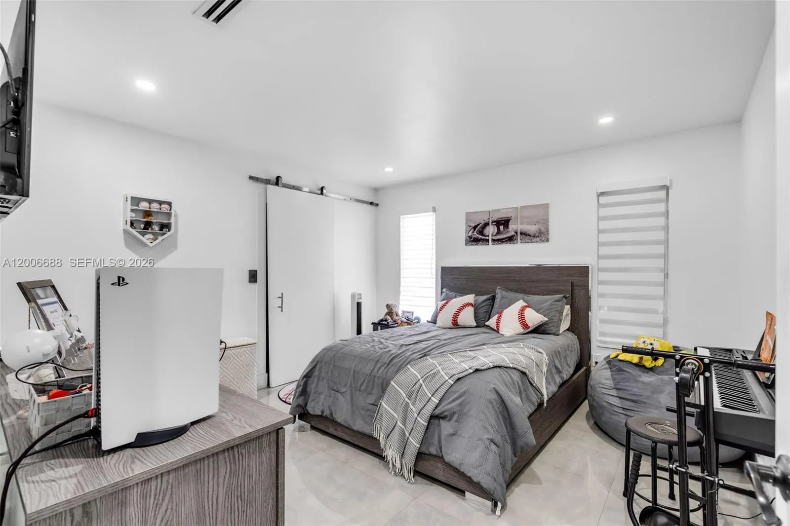 8241 Nw 182nd St, Hialeah, Florida 33015, Hialeah, Florida 33015, 3 Bedrooms Bedrooms, ,3 BathroomsBathrooms,Residential,For Sale,8241 Nw 182nd St, Hialeah, Florida 33015,A12006688