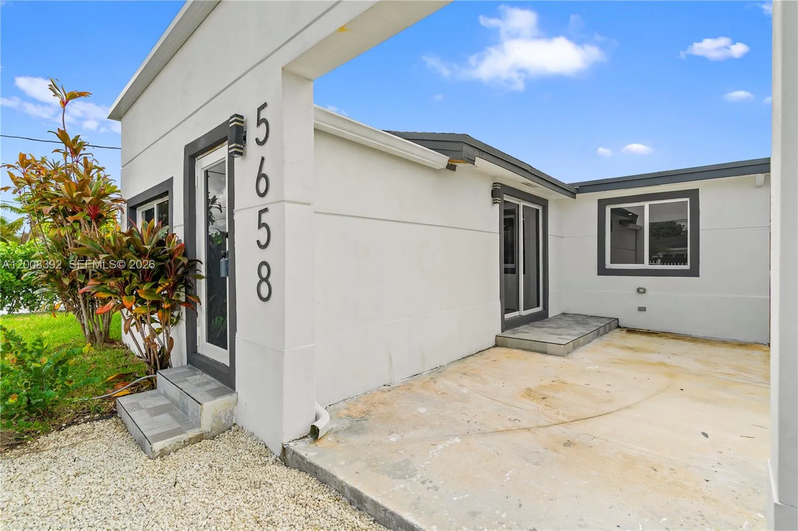 5658 Sw 1st St, Miami, Florida 33134, Miami, Florida 33134, 3 Bedrooms Bedrooms, ,2 BathroomsBathrooms,Residential,For Sale,5658 Sw 1st St, Miami, Florida 33134,A12008392