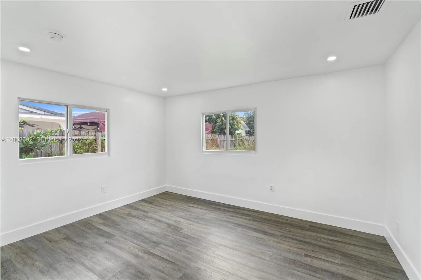 5658 Sw 1st St, Miami, Florida 33134, Miami, Florida 33134, 3 Bedrooms Bedrooms, ,2 BathroomsBathrooms,Residential,For Sale,5658 Sw 1st St, Miami, Florida 33134,A12008392