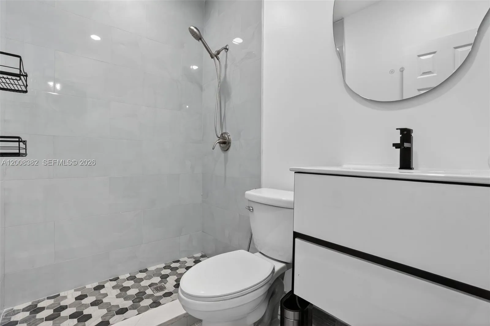18931 Sw 97th Ave, Cutler Bay, Florida 33157, Cutler Bay, Florida 33157, 4 Bedrooms Bedrooms, ,2 BathroomsBathrooms,Residential,For Sale,18931 Sw 97th Ave, Cutler Bay, Florida 33157,A12008382