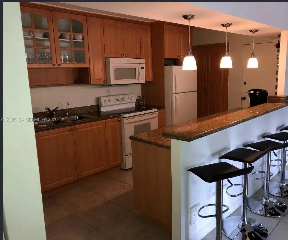 7705 Sw 86th St B-211, Miami, Florida 33143, Miami, Florida 33143, 2 Bedrooms Bedrooms, ,2 BathroomsBathrooms,Residential,For Sale,7705 Sw 86th St B-211, Miami, Florida 33143,A12005194