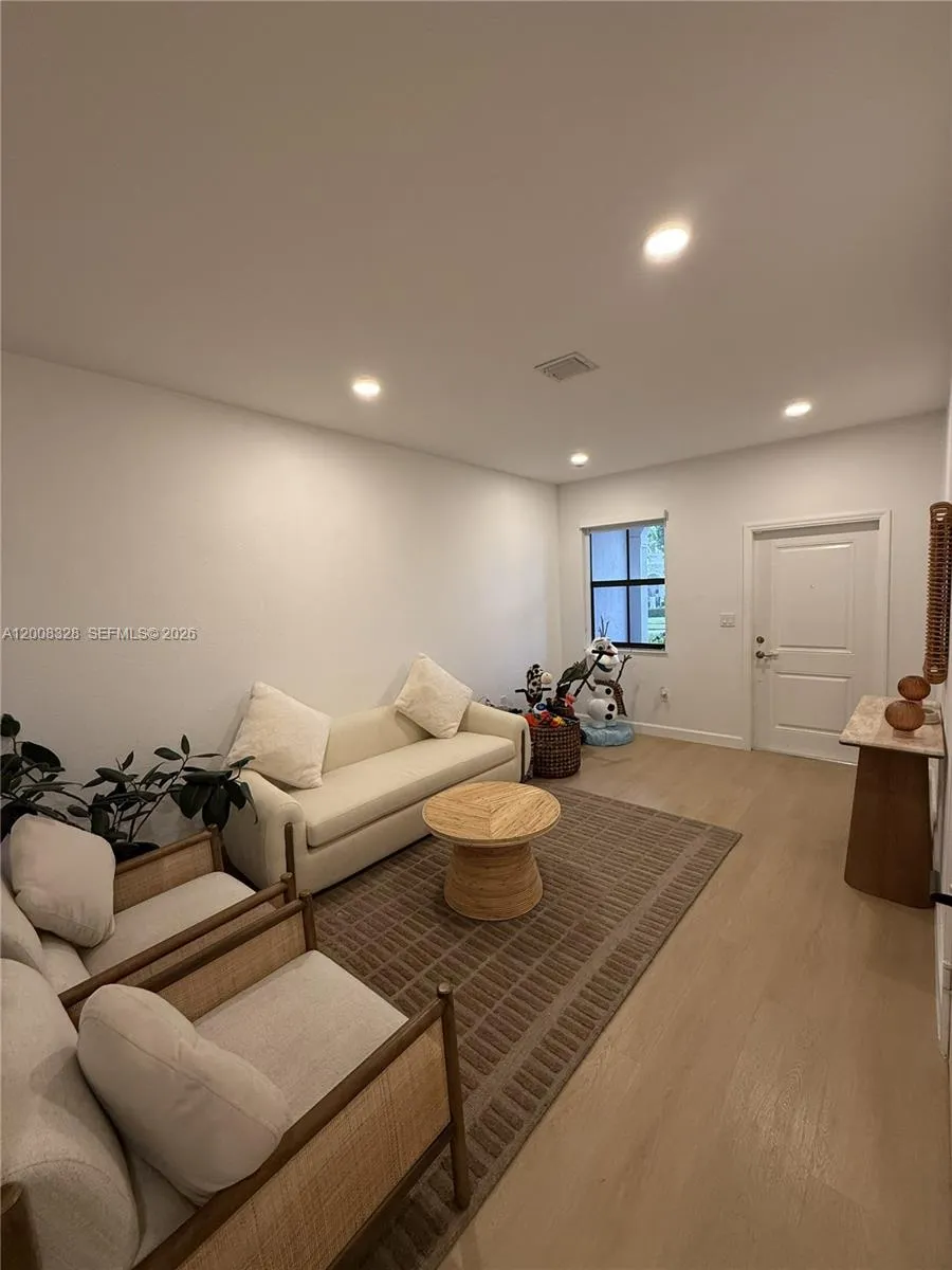 24474 Sw 119th Pl, Homestead, Florida 33032, Homestead, Florida 33032, 3 Bedrooms Bedrooms, ,2 BathroomsBathrooms,Residential,For Sale,24474 Sw 119th Pl, Homestead, Florida 33032,A12008328