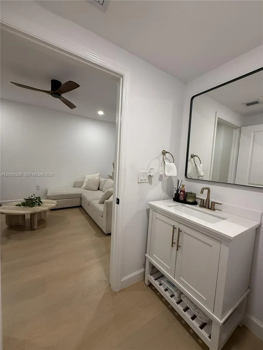24474 Sw 119th Pl, Homestead, Florida 33032, Homestead, Florida 33032, 3 Bedrooms Bedrooms, ,2 BathroomsBathrooms,Residential,For Sale,24474 Sw 119th Pl, Homestead, Florida 33032,A12008328
