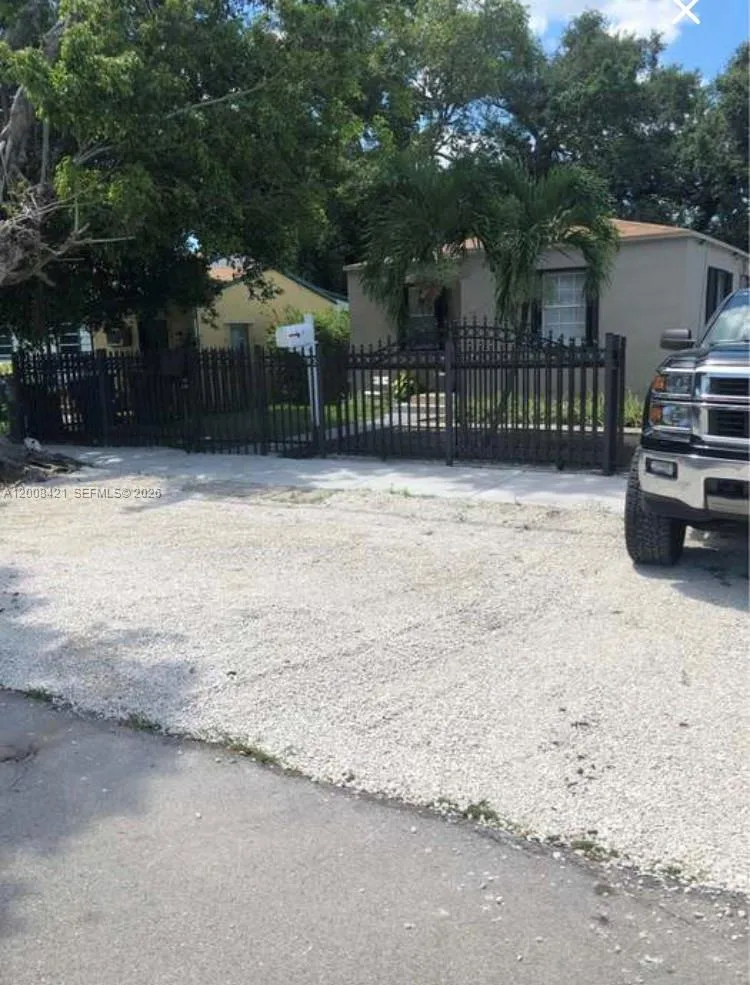 1342 Nw 42nd St, Miami, Florida 33142, Miami, Florida 33142, 3 Bedrooms Bedrooms, 1 Room Rooms,2 BathroomsBathrooms,Residential,For Sale,1342 Nw 42nd St, Miami, Florida 33142,A12008421