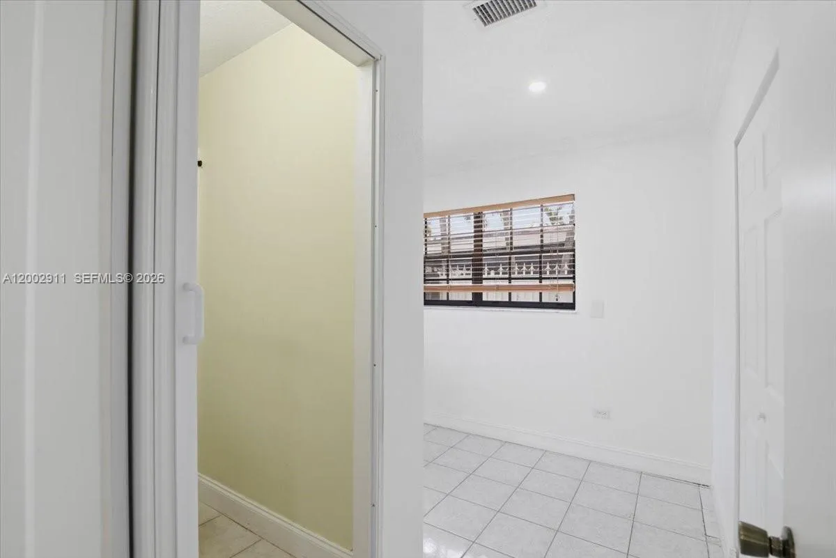 687 W 39th Pl, Hialeah, Florida 33012, Hialeah, Florida 33012, 3 Bedrooms Bedrooms, ,2 BathroomsBathrooms,Residential,For Sale,687 W 39th Pl, Hialeah, Florida 33012,A12002911
