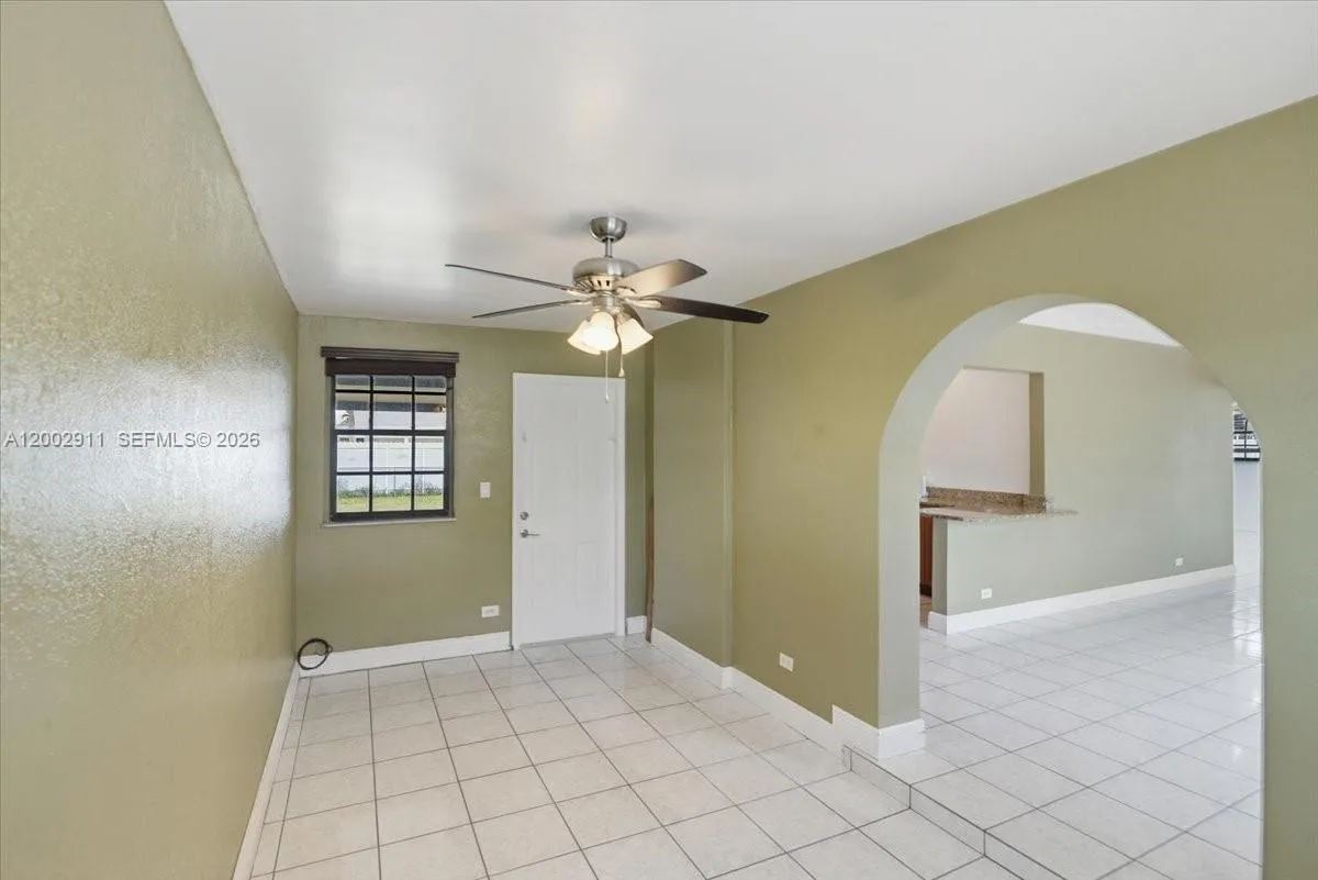 687 W 39th Pl, Hialeah, Florida 33012, Hialeah, Florida 33012, 3 Bedrooms Bedrooms, ,2 BathroomsBathrooms,Residential,For Sale,687 W 39th Pl, Hialeah, Florida 33012,A12002911