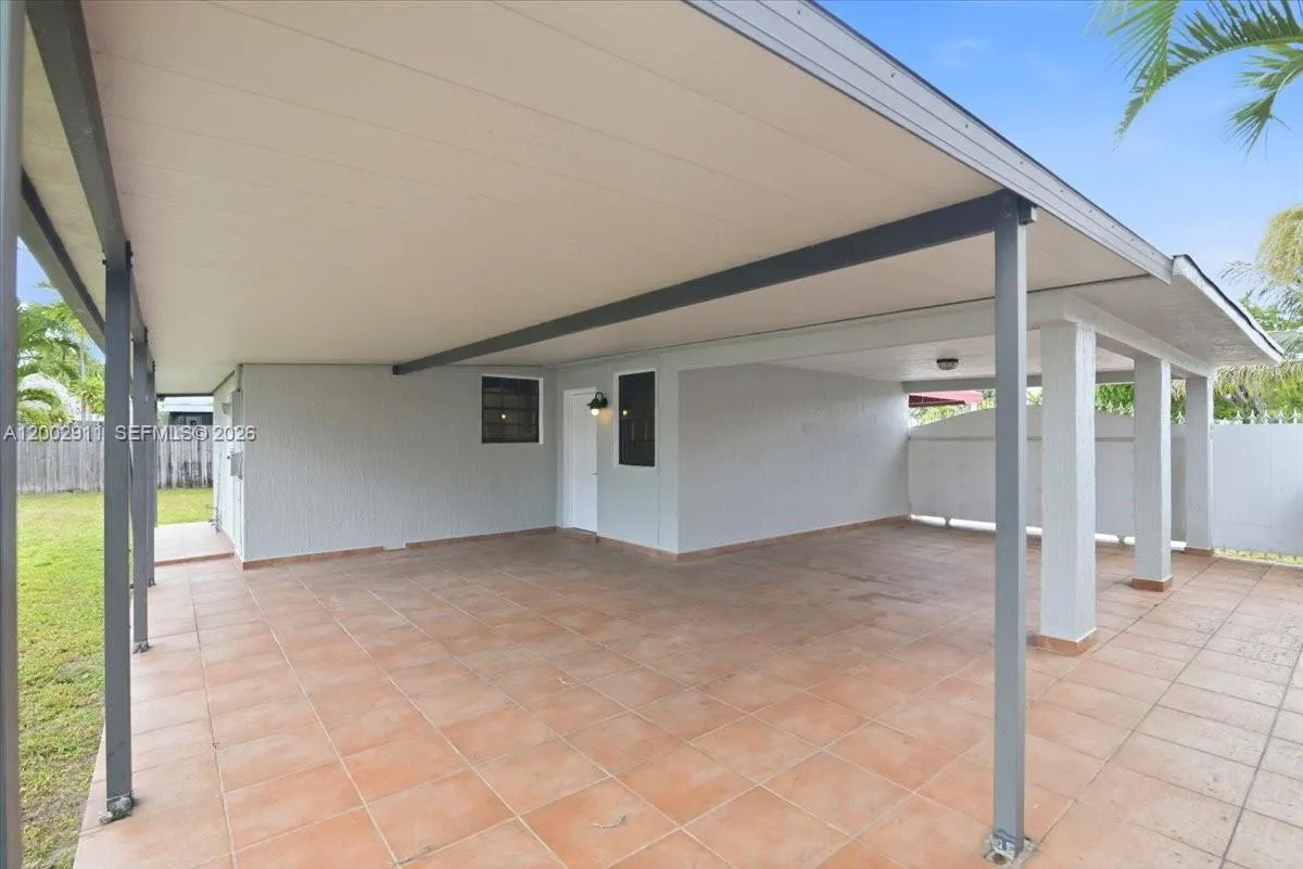 687 W 39th Pl, Hialeah, Florida 33012, Hialeah, Florida 33012, 3 Bedrooms Bedrooms, ,2 BathroomsBathrooms,Residential,For Sale,687 W 39th Pl, Hialeah, Florida 33012,A12002911