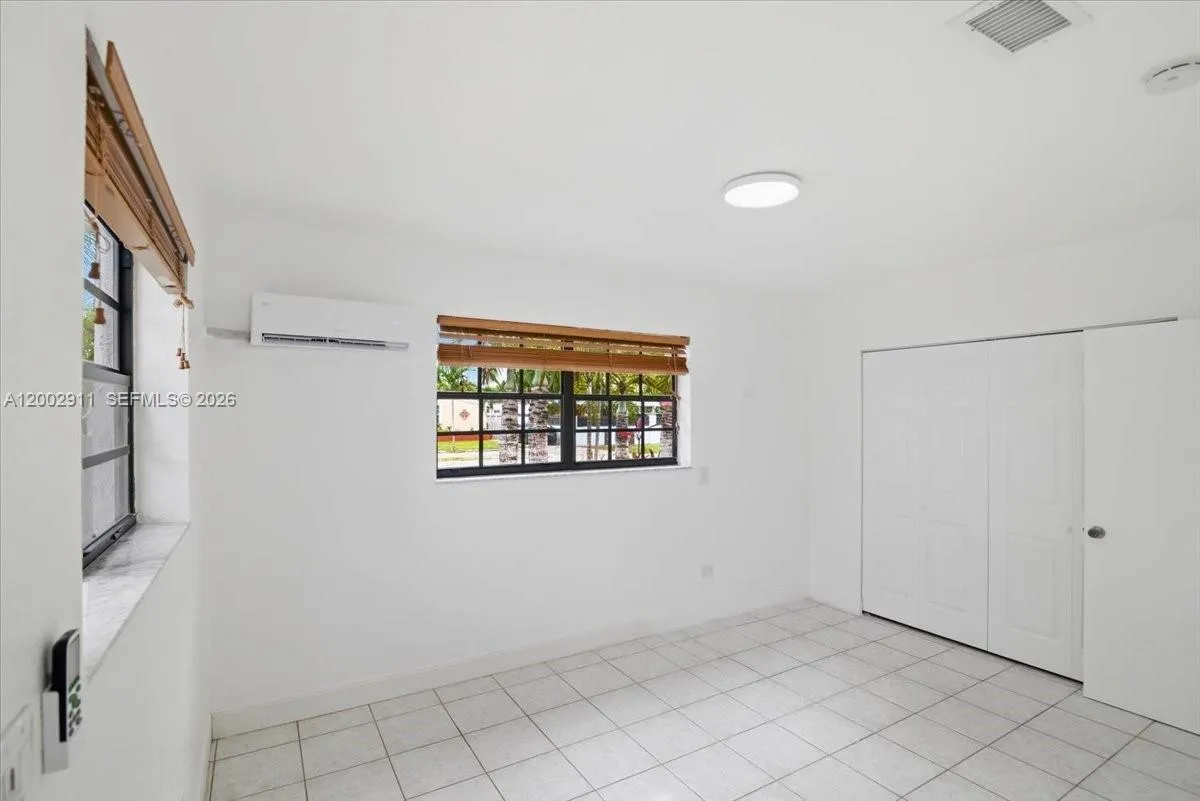 687 W 39th Pl, Hialeah, Florida 33012, Hialeah, Florida 33012, 3 Bedrooms Bedrooms, ,2 BathroomsBathrooms,Residential,For Sale,687 W 39th Pl, Hialeah, Florida 33012,A12002911