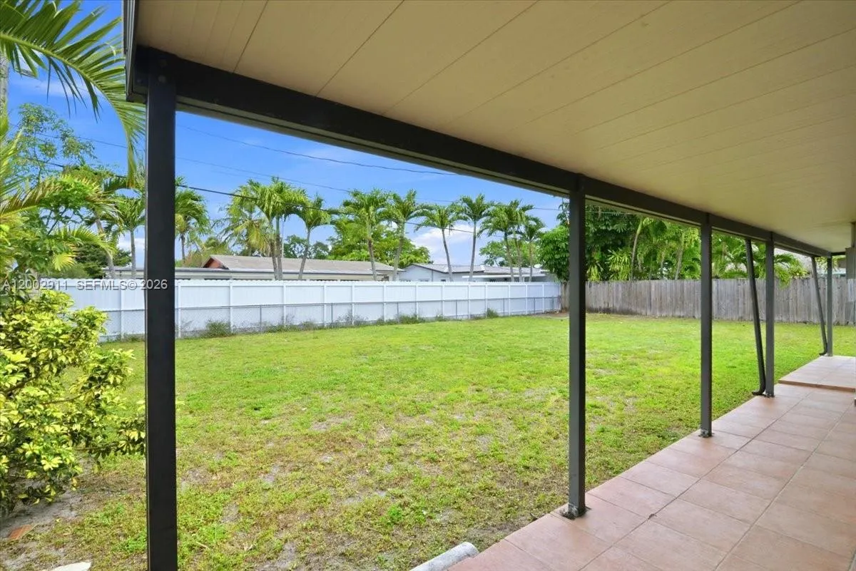 687 W 39th Pl, Hialeah, Florida 33012, Hialeah, Florida 33012, 3 Bedrooms Bedrooms, ,2 BathroomsBathrooms,Residential,For Sale,687 W 39th Pl, Hialeah, Florida 33012,A12002911