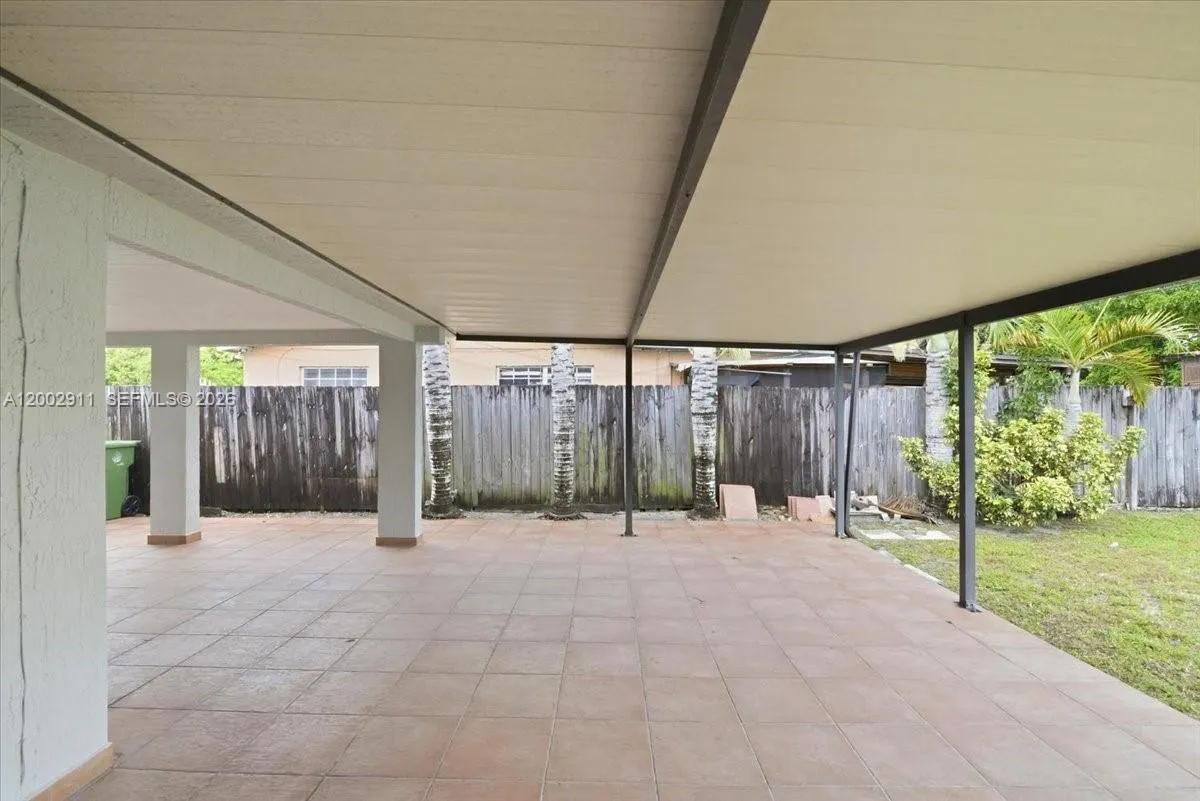 687 W 39th Pl, Hialeah, Florida 33012, Hialeah, Florida 33012, 3 Bedrooms Bedrooms, ,2 BathroomsBathrooms,Residential,For Sale,687 W 39th Pl, Hialeah, Florida 33012,A12002911