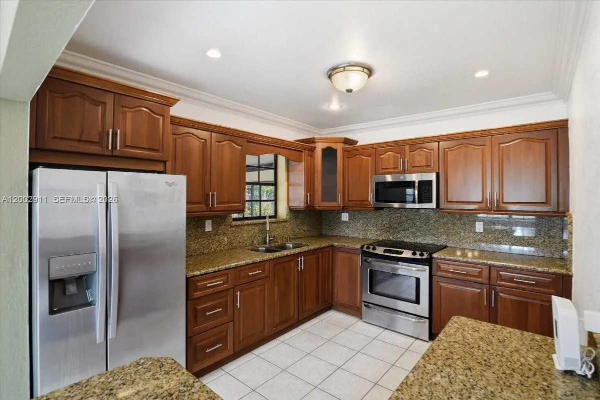 687 W 39th Pl, Hialeah, Florida 33012, Hialeah, Florida 33012, 3 Bedrooms Bedrooms, ,2 BathroomsBathrooms,Residential,For Sale,687 W 39th Pl, Hialeah, Florida 33012,A12002911