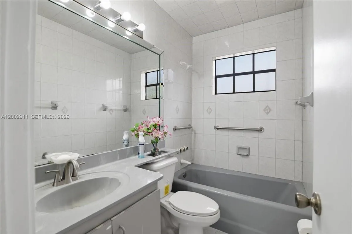 687 W 39th Pl, Hialeah, Florida 33012, Hialeah, Florida 33012, 3 Bedrooms Bedrooms, ,2 BathroomsBathrooms,Residential,For Sale,687 W 39th Pl, Hialeah, Florida 33012,A12002911