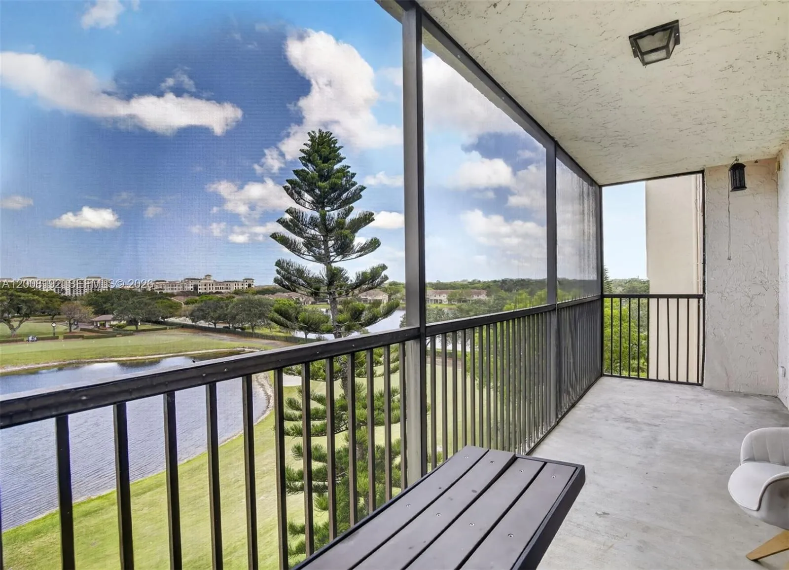 3300 W Rolling Hills Cir 606, Davie, Florida 33328, Davie, Florida 33328, 2 Bedrooms Bedrooms, ,2 BathroomsBathrooms,Residential,For Sale,3300 W Rolling Hills Cir 606, Davie, Florida 33328,A12008192