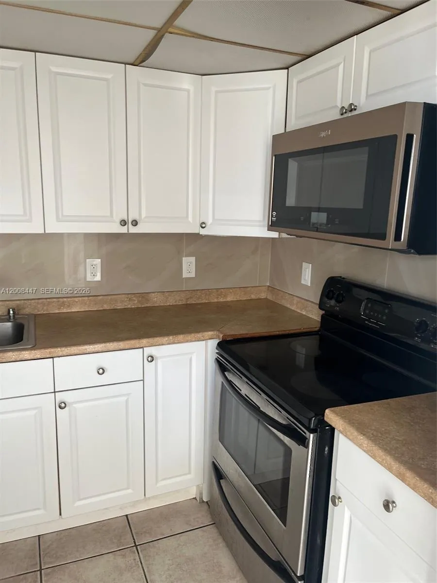 1515 Ne 125th Ter 302, North Miami, Florida 33161, North Miami, Florida 33161, ,Residential Lease,For Rent,1515 Ne 125th Ter 302, North Miami, Florida 33161,A12008447
