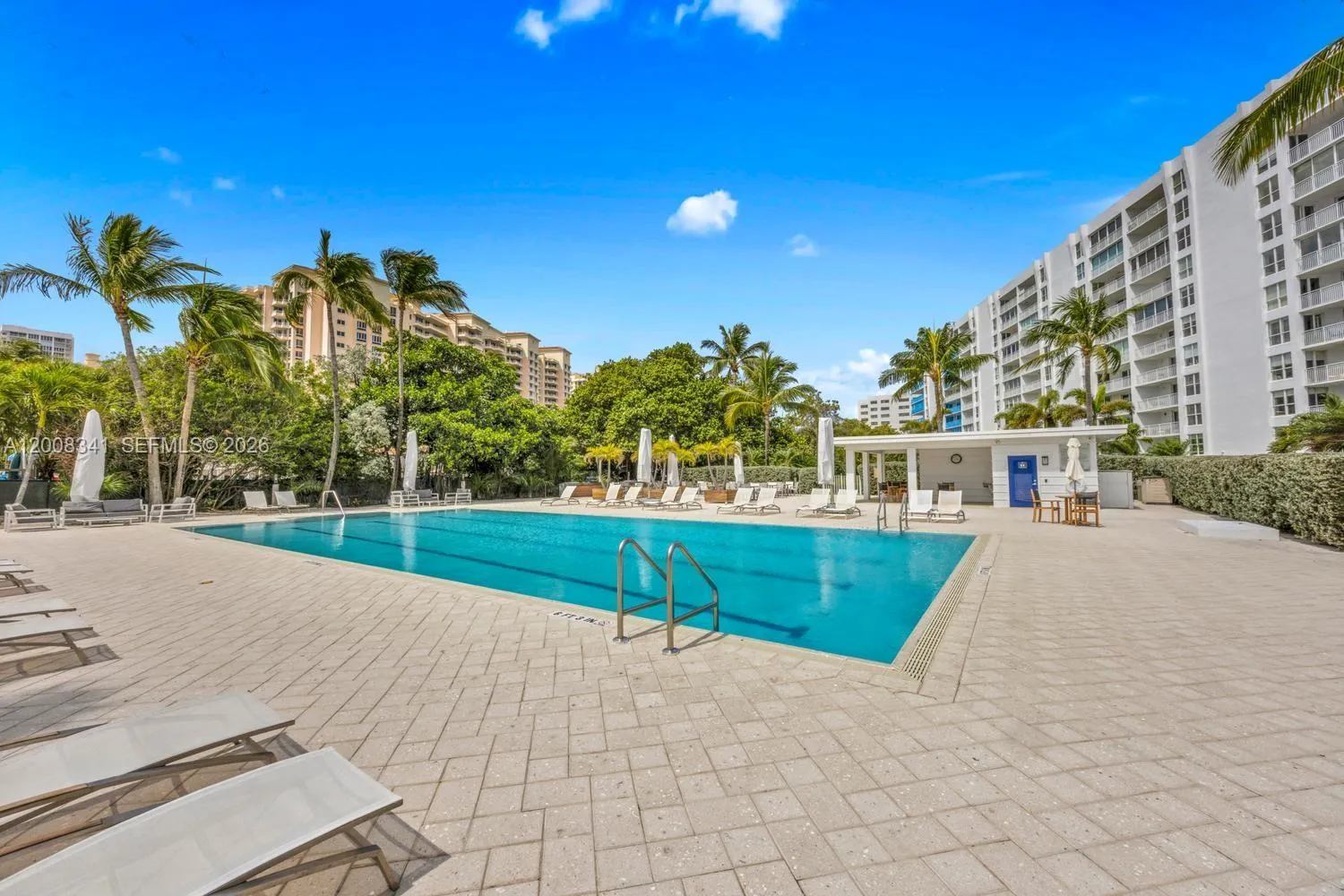607 Ocean Dr 11k, Key Biscayne, Florida 33149, Key Biscayne, Florida 33149, 2 Bedrooms Bedrooms, ,2 BathroomsBathrooms,Residential Lease,For Rent,607 Ocean Dr 11k, Key Biscayne, Florida 33149,A12008341