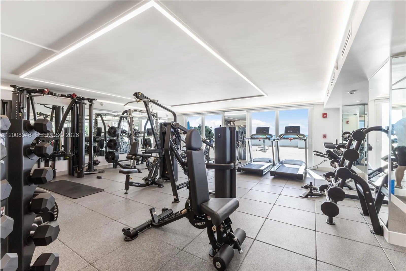 345 Ocean Dr 304, Miami Beach, Florida 33139, Miami Beach, Florida 33139, 1 Bedroom Bedrooms, ,1 BathroomBathrooms,Residential,For Sale,345 Ocean Dr 304, Miami Beach, Florida 33139,A12008048