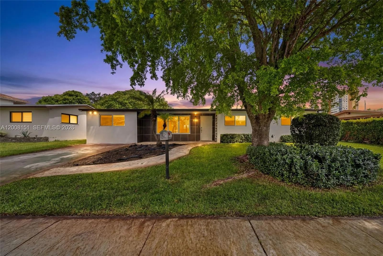 1155 Ne 184th St, Miami, Florida 33179, Miami, Florida 33179, 4 Bedrooms Bedrooms, ,2 BathroomsBathrooms,Residential,For Sale,1155 Ne 184th St, Miami, Florida 33179,A12008151
