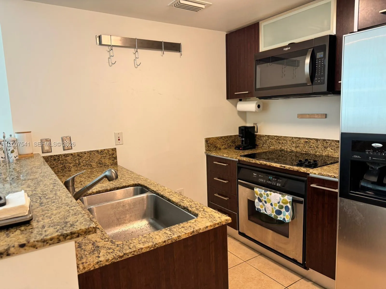 9066 Sw 73rd Ct 1703, Miami, Florida 33156, Miami, Florida 33156, 1 Bedroom Bedrooms, ,1 BathroomBathrooms,Residential,For Sale,9066 Sw 73rd Ct 1703, Miami, Florida 33156,A12007541