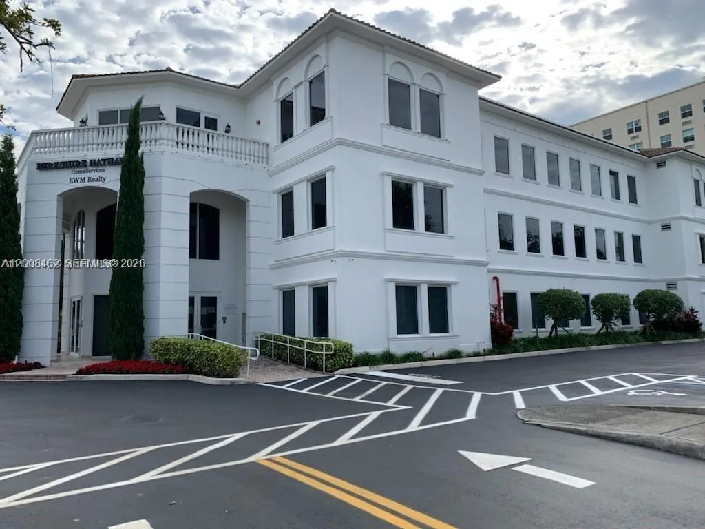 2750 Ne 185th St 202, Aventura, Florida 33180, Aventura, Florida 33180, ,Commercial Lease,For Rent,2750 Ne 185th St 202, Aventura, Florida 33180,A12008462