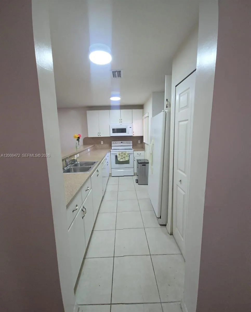 22911 Sw 88th Pl 5-21, Cutler Bay, Florida 33190, Cutler Bay, Florida 33190, 3 Bedrooms Bedrooms, 8 Rooms Rooms,2 BathroomsBathrooms,Residential,For Sale,22911 Sw 88th Pl 5-21, Cutler Bay, Florida 33190,A12008472