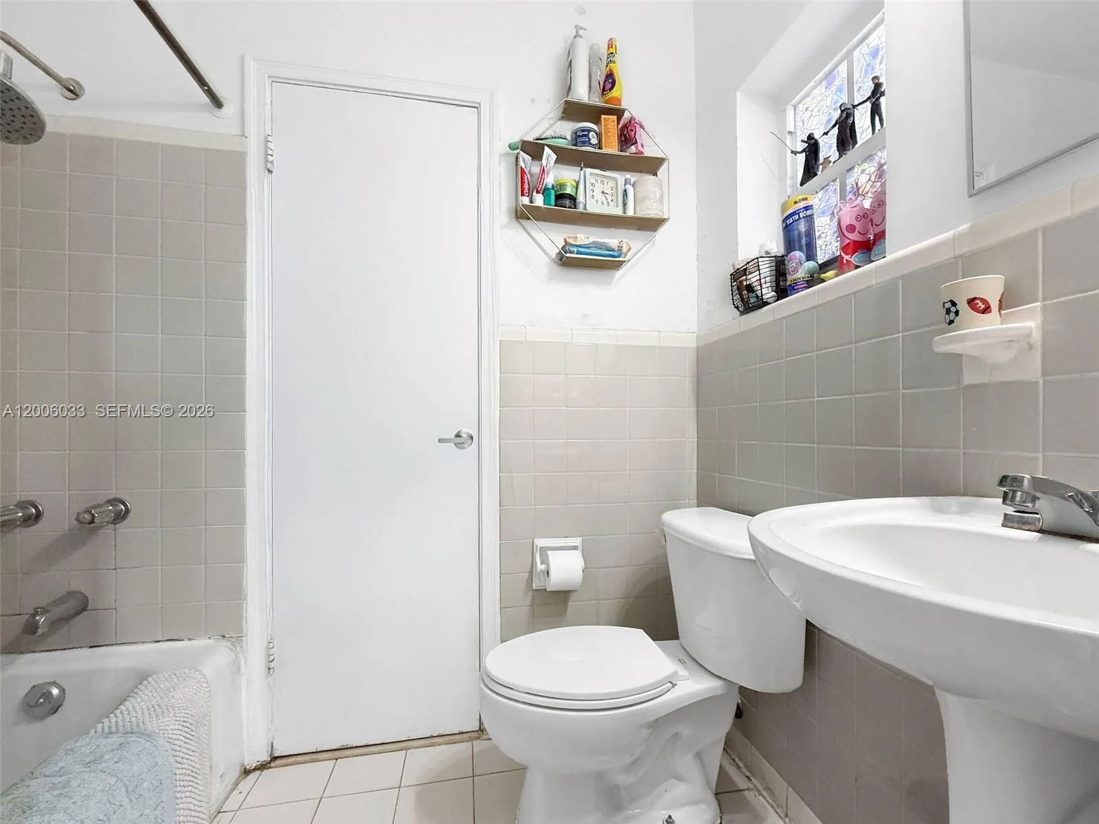 4401 Sw 16th St, Miami, Florida 33134, Miami, Florida 33134, 3 Bedrooms Bedrooms, ,3 BathroomsBathrooms,Residential,For Sale,4401 Sw 16th St, Miami, Florida 33134,A12006033