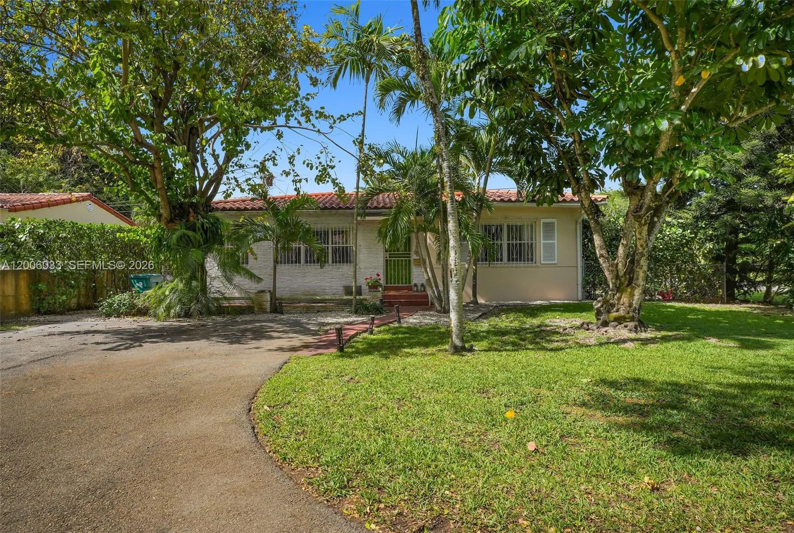4401 Sw 16th St, Miami, Florida 33134, Miami, Florida 33134, 3 Bedrooms Bedrooms, ,3 BathroomsBathrooms,Residential,For Sale,4401 Sw 16th St, Miami, Florida 33134,A12006033