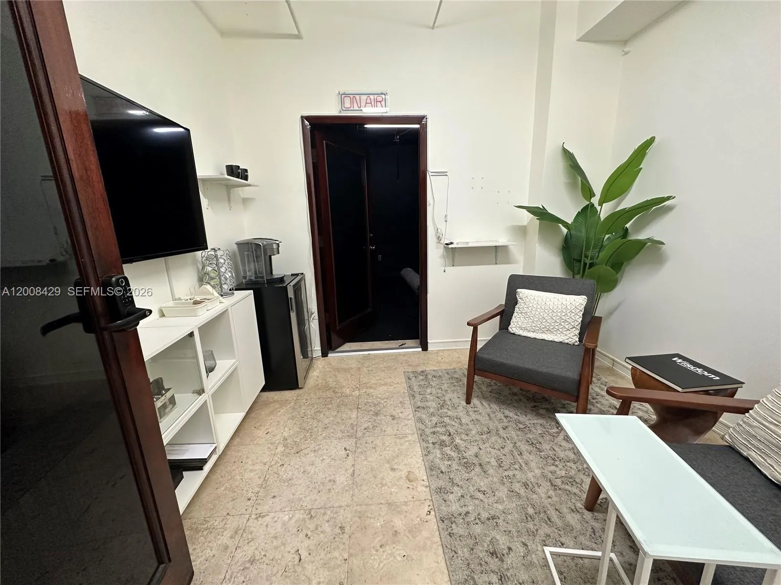 168 Se 1st St 400, Miami, Florida 33131, Miami, Florida 33131, ,Commercial Lease,For Rent,168 Se 1st St 400, Miami, Florida 33131,A12008429